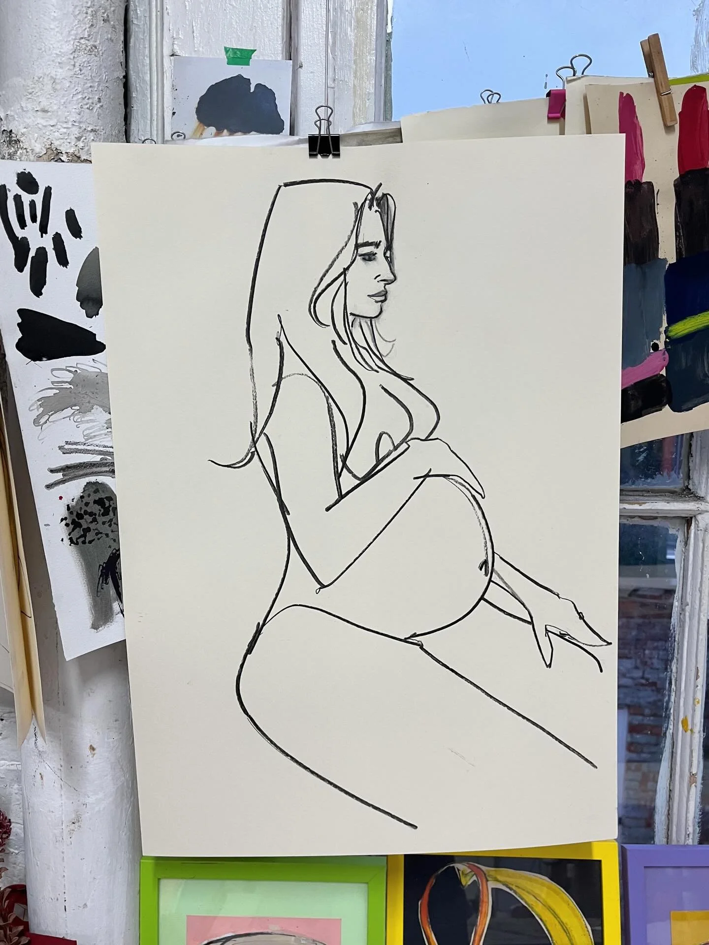 On a very chilly Saturday afternoon in early January my dear friend @kristiannalice came to sit for me in the studio. 

Treasured memories of a quiet reflective afternoon together, just weeks before her due date, immortalised on paper 💙