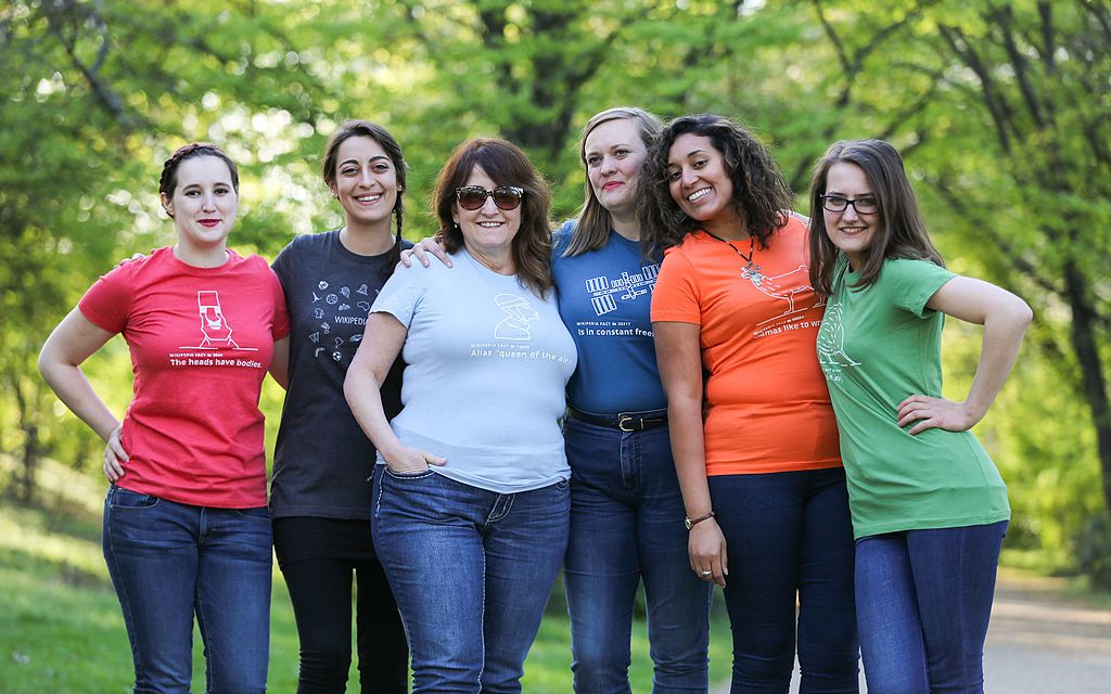 Women_of_Wikimedia_Conference_Berlin_model_Wikipedia_15_t-shirts.jpg