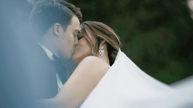 Modern Summer Wedding at the Hawthorne House