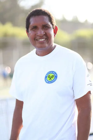 COACH Gabriel ( READ BIO )