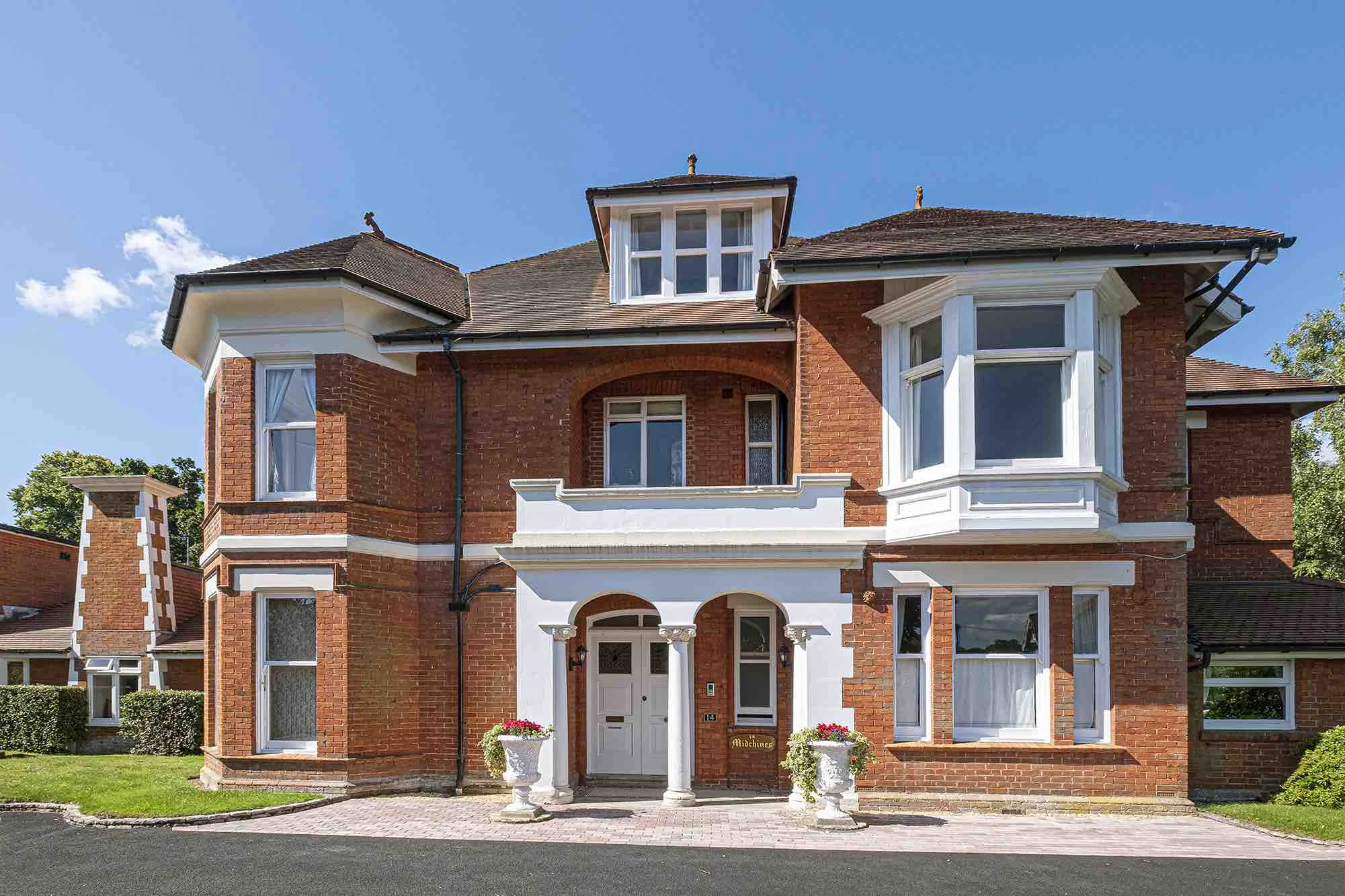 Stratton_Oak_Estates_Midchines-005.jpg