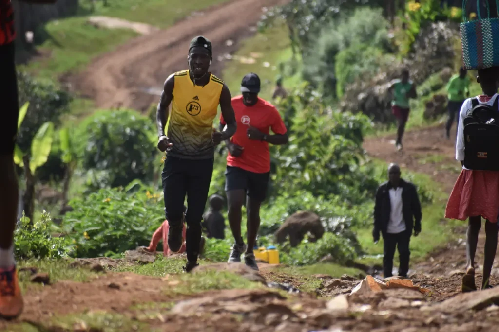 Running-camps-3-runners-from-Jinja-on-the-Champions-Trail.webp