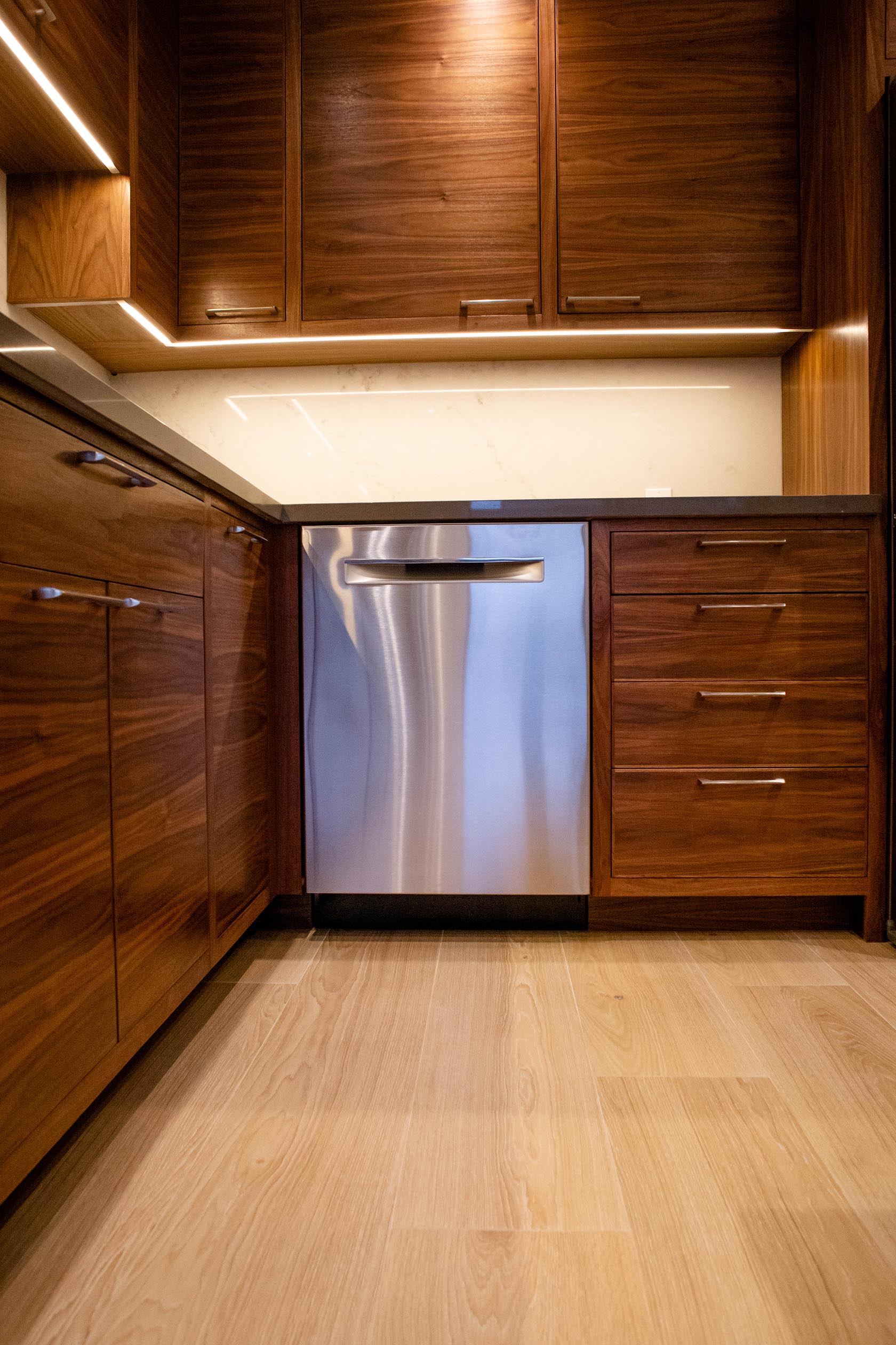 kitchen-cabinets.jpg