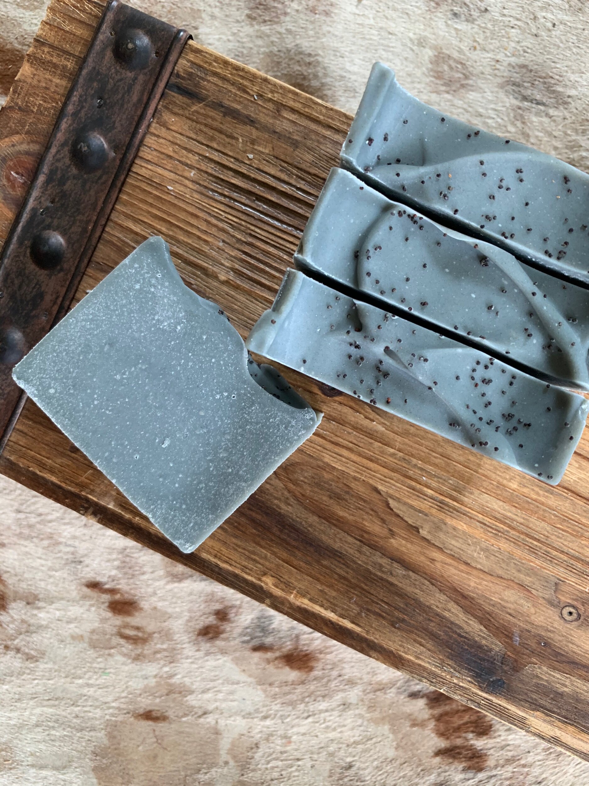 BDC44B59-76DF-46A9-BC01-B2D9BF3D0319