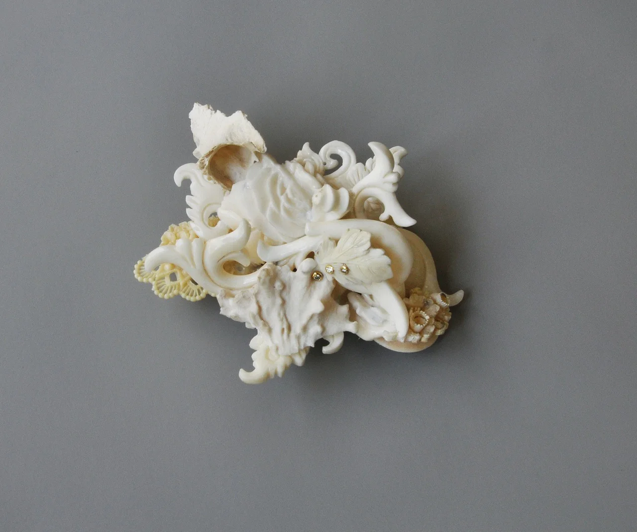 Knotted Brooch