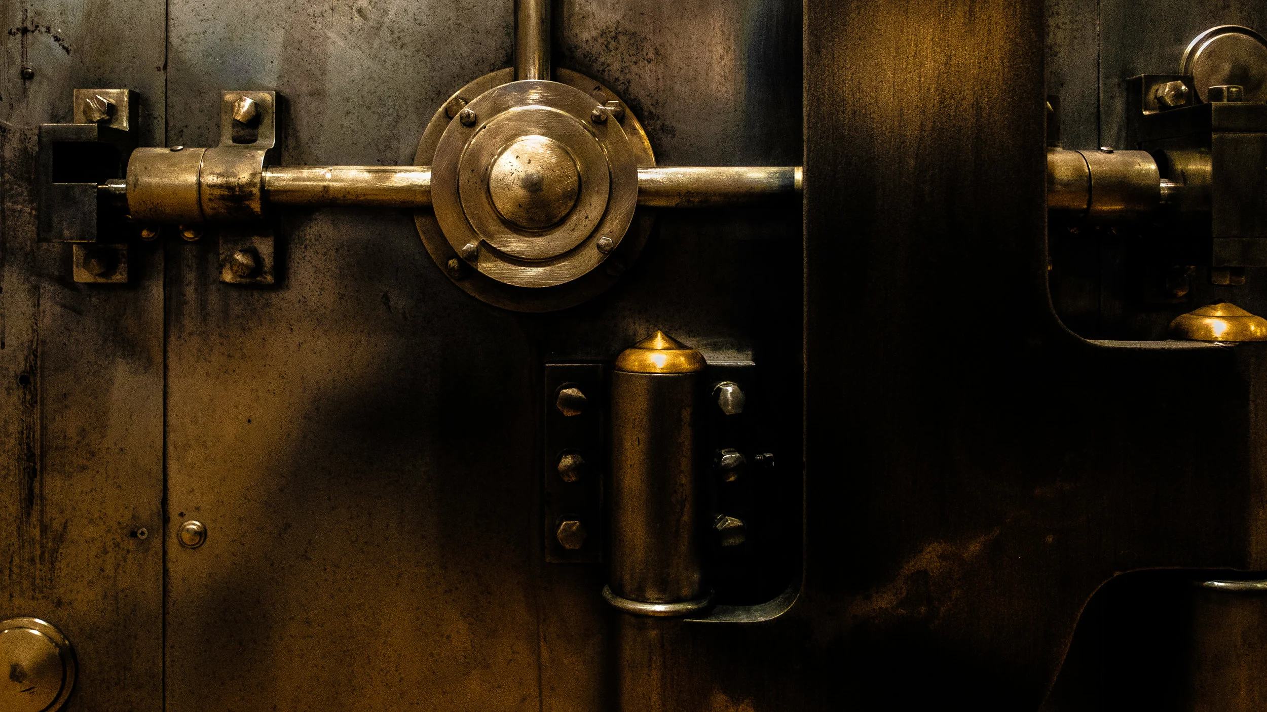 antique bank vault.jpg