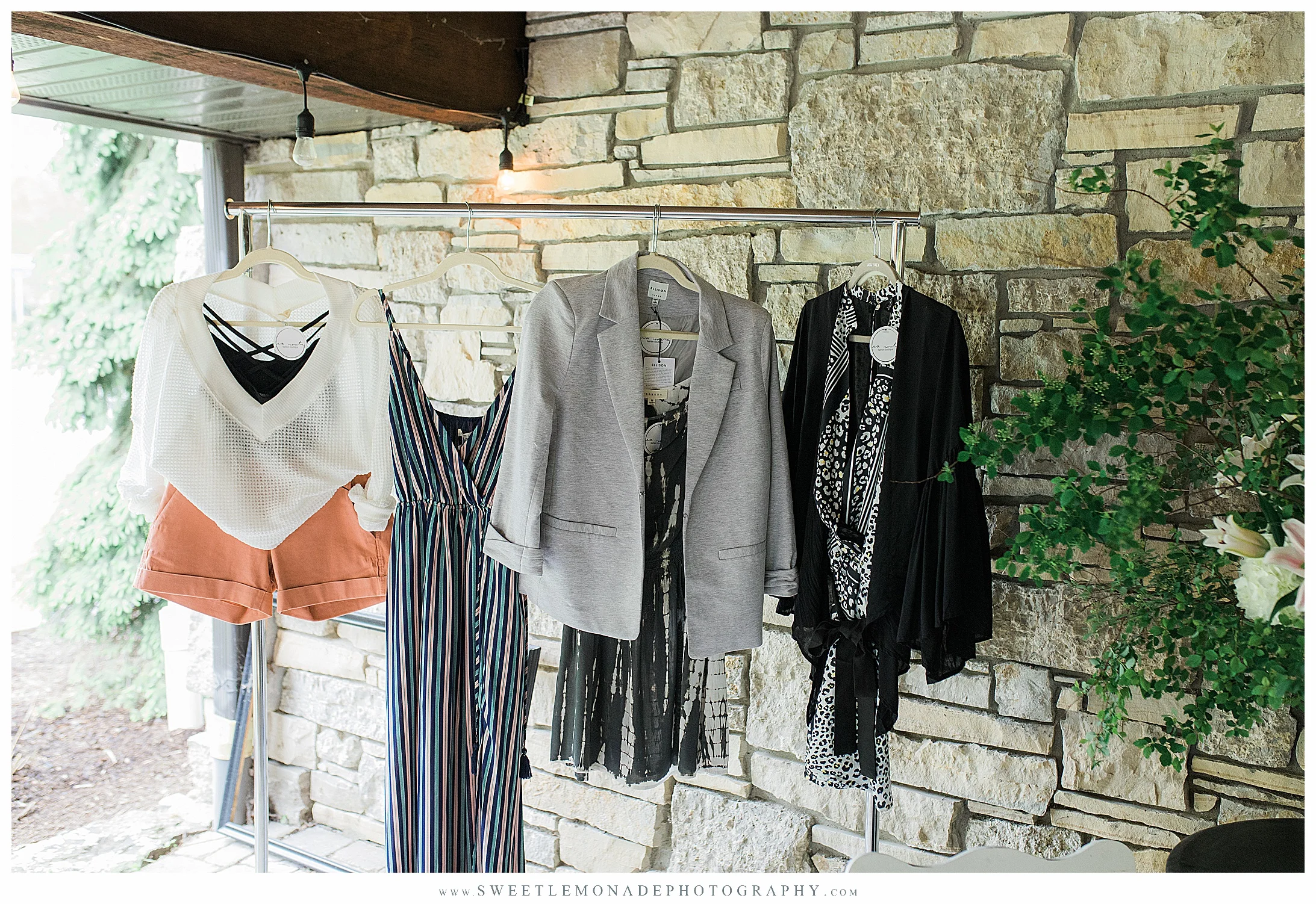 boutique-enroute-fahion-show-mahomet-illinois-sweet-lemonade-photography_2427.jpg