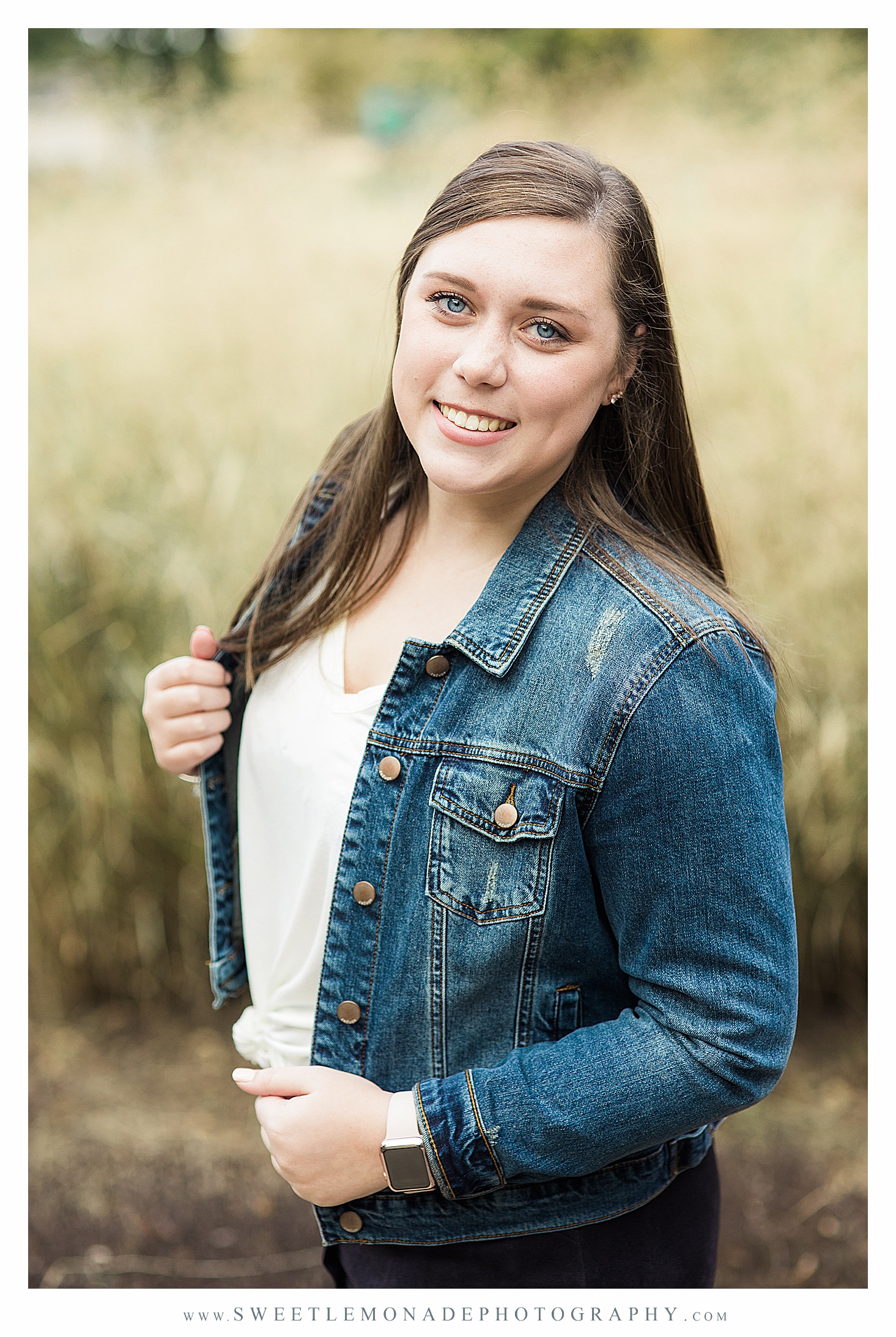 Senior Pictures Fall Outfit Ideas For Girls Champaign Il Photographer Sweet Lemonade Photography