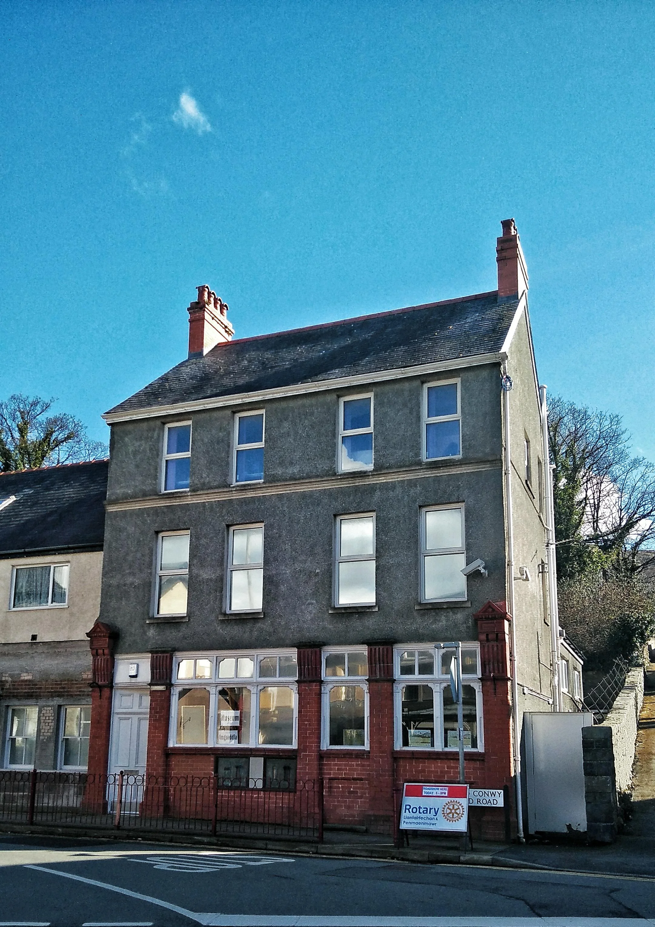 Penmaenmawr Museum Front.jpg