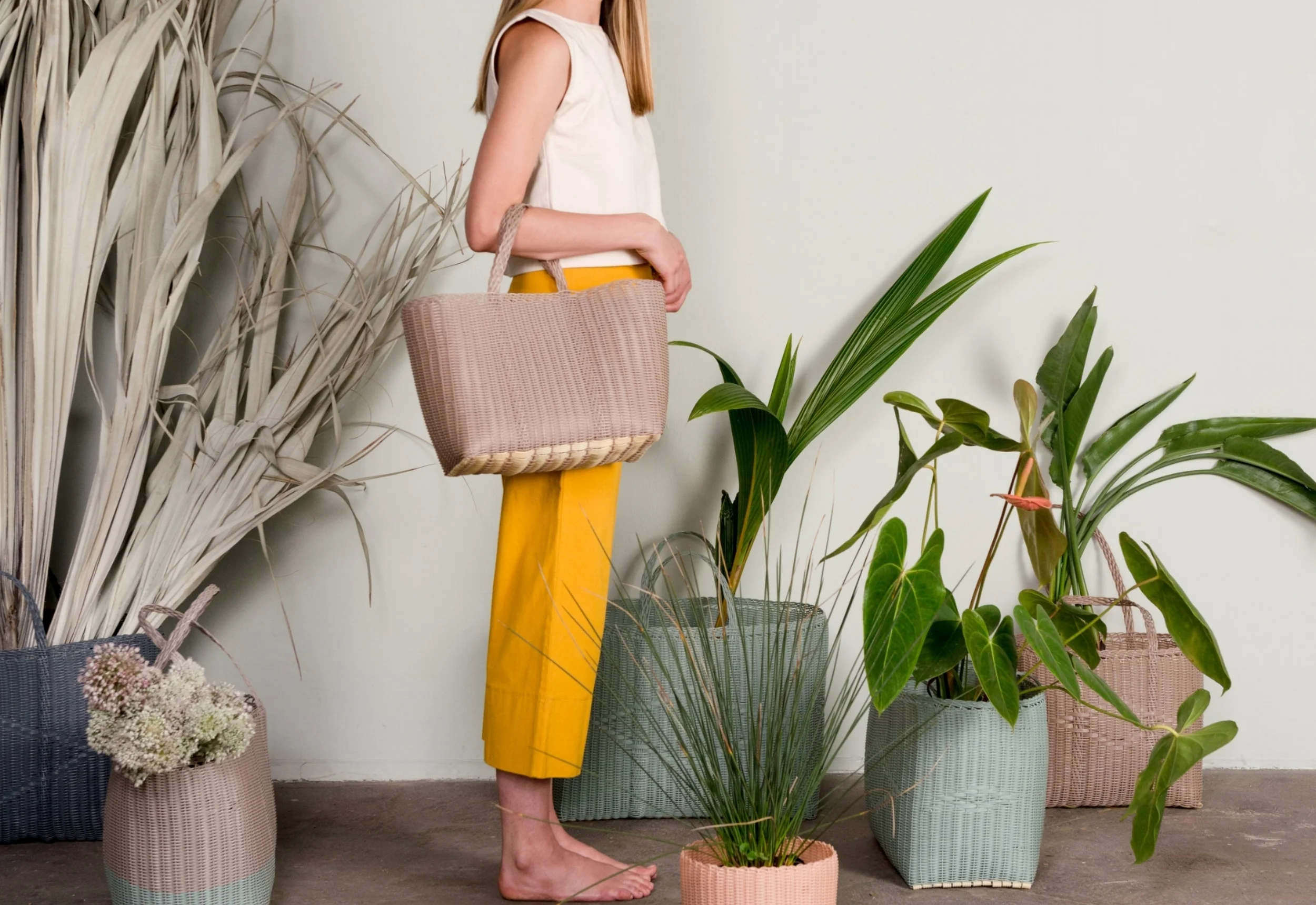 Handbag-Shaped Flower Vases : Bodega Rose