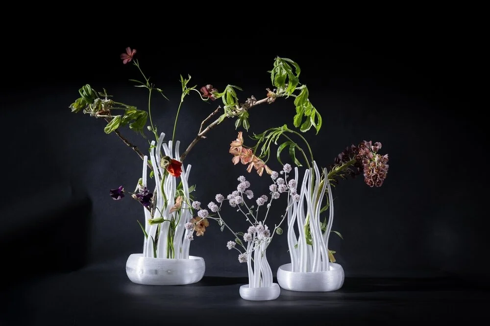 Floreros de Scandinaviaform , visto en la exhibición de 1000 Vases , detalles a continuación.