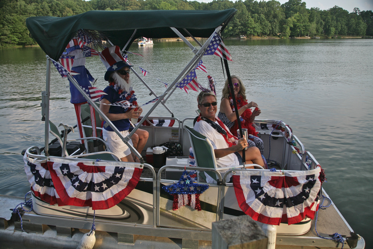 wgl boat parade 2016 2170 2016-07-02.jpg