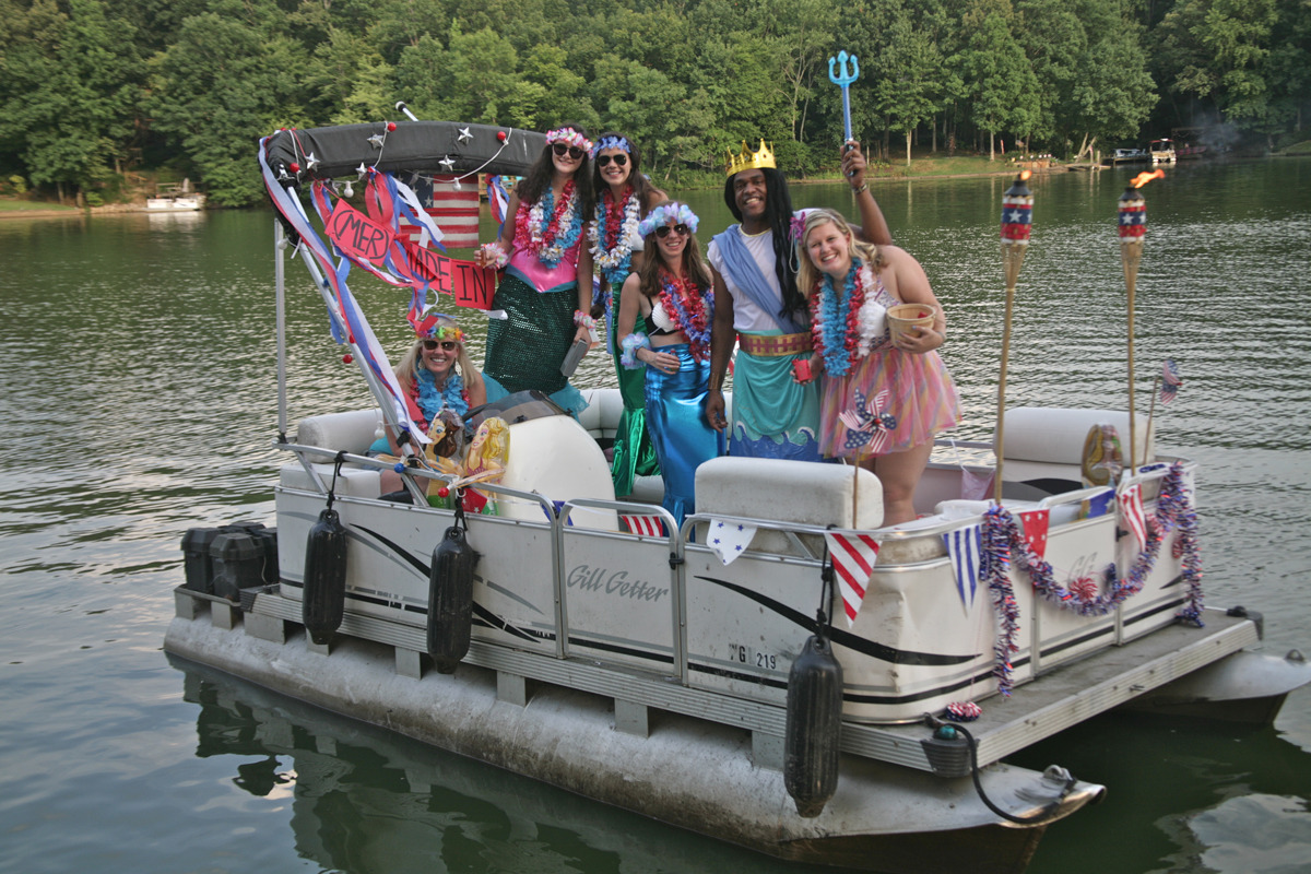 wgl boat parade 2016 2148 2016-07-02.jpg