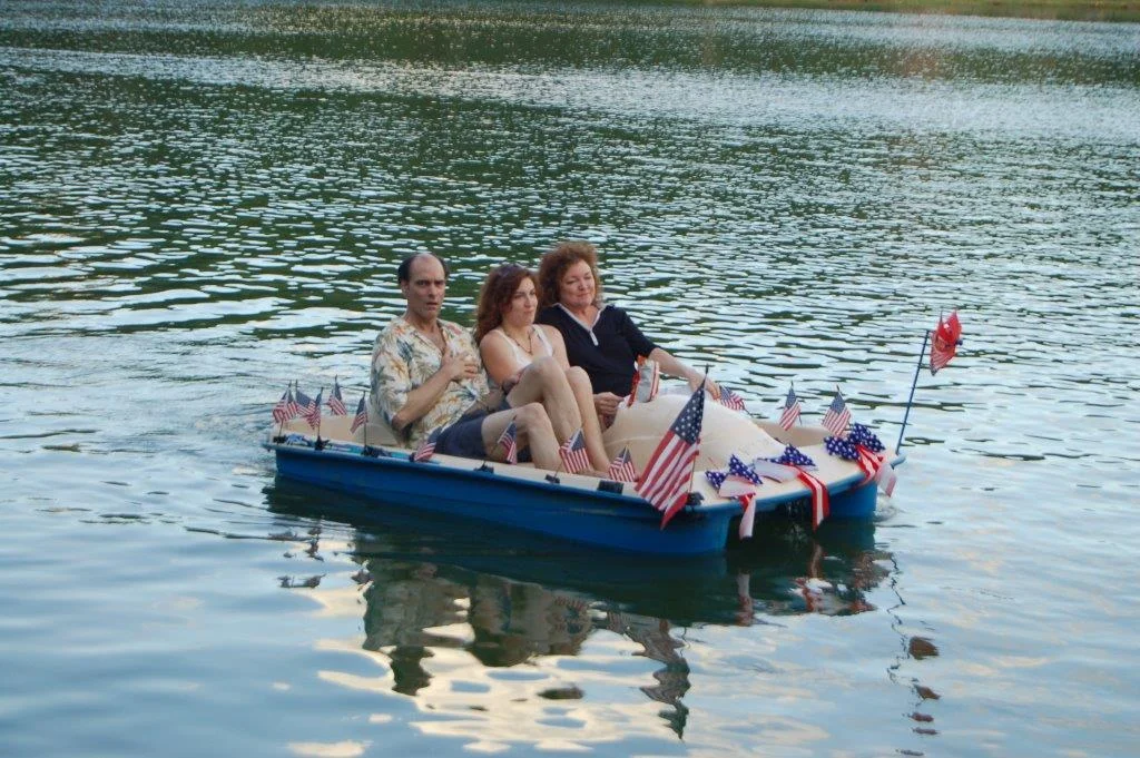 If you can identify this boat, please send an email so credit can be given.