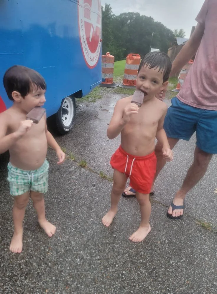 block party Mem pops 2.jpg