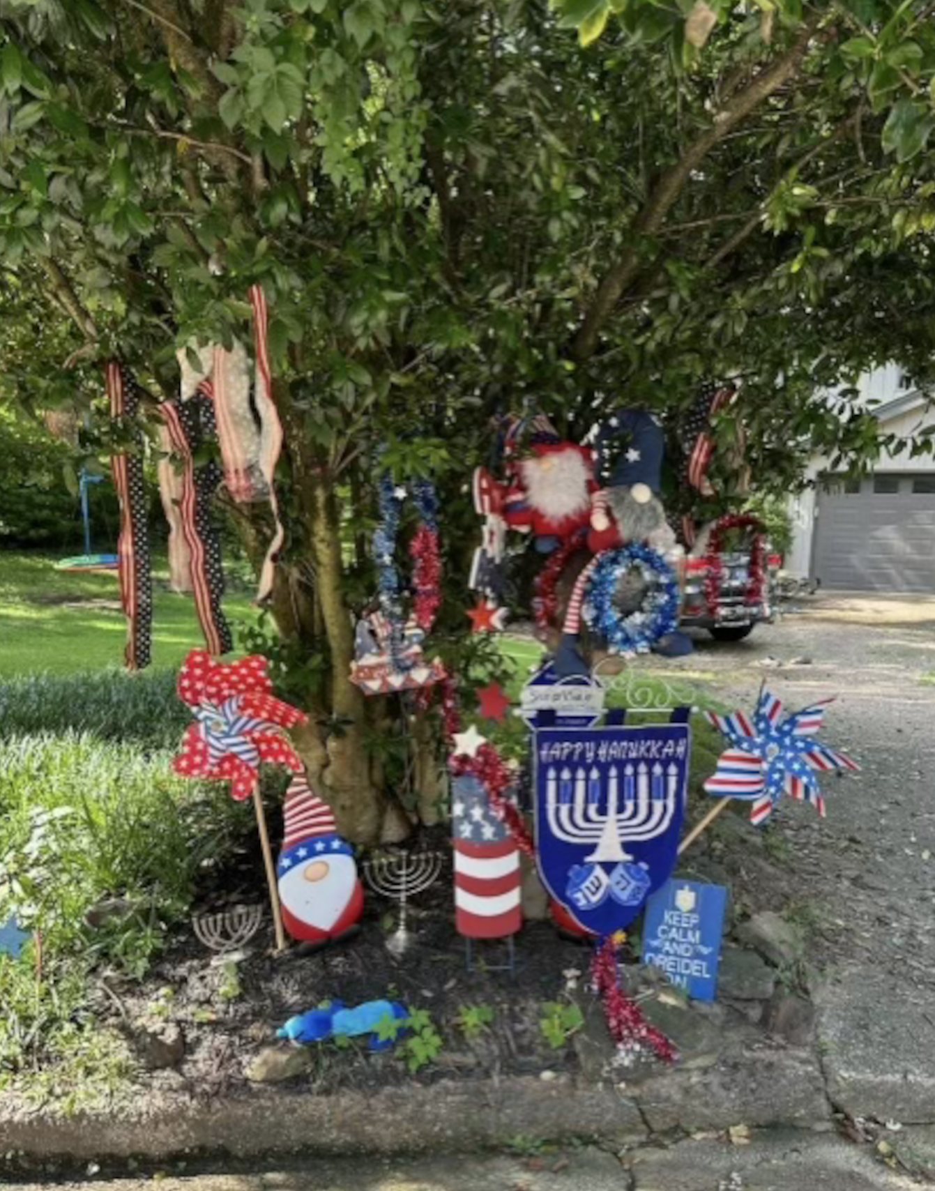 Lake Mailbox.png