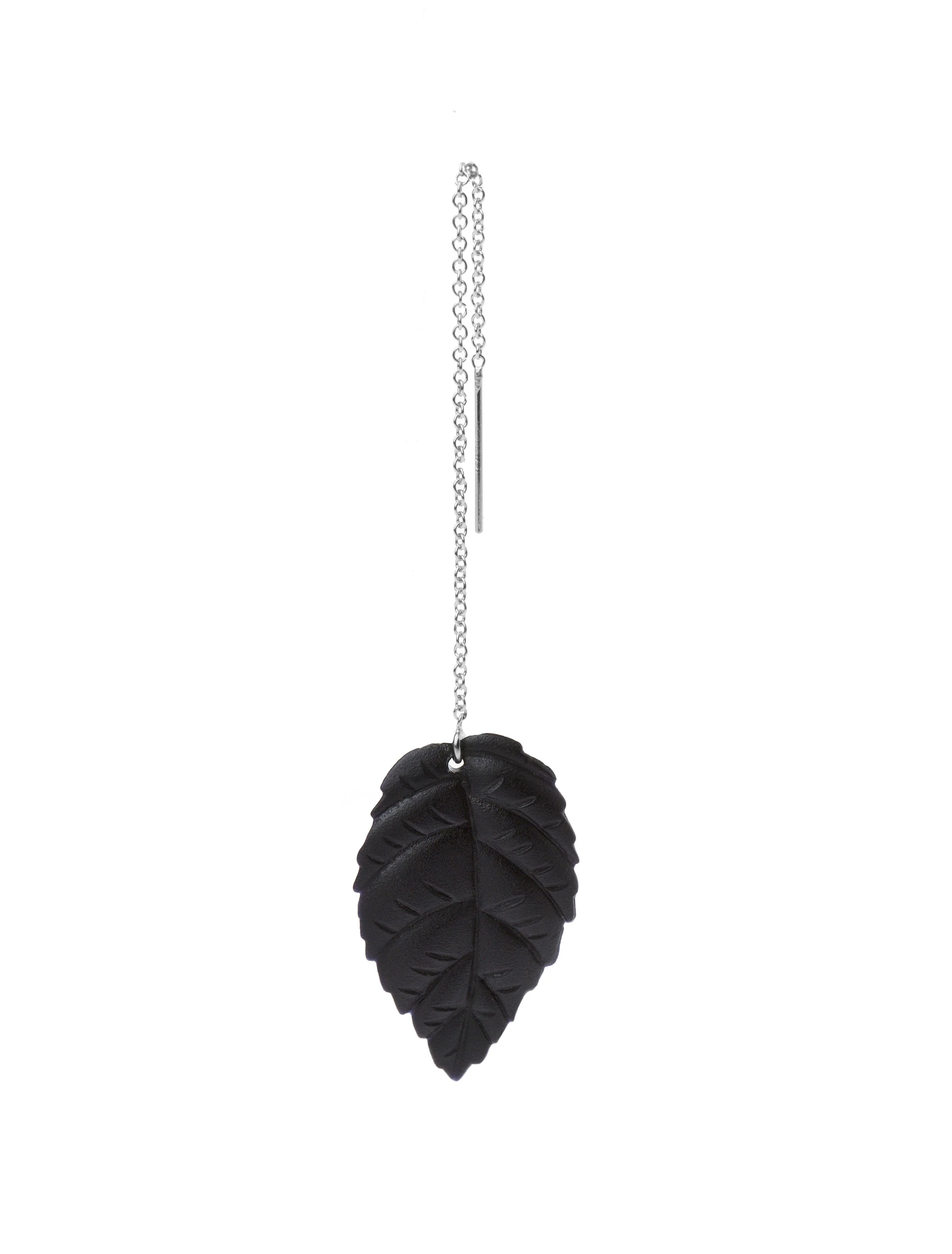 CbyC-Leaf-Silver-Intense-Black.jpg