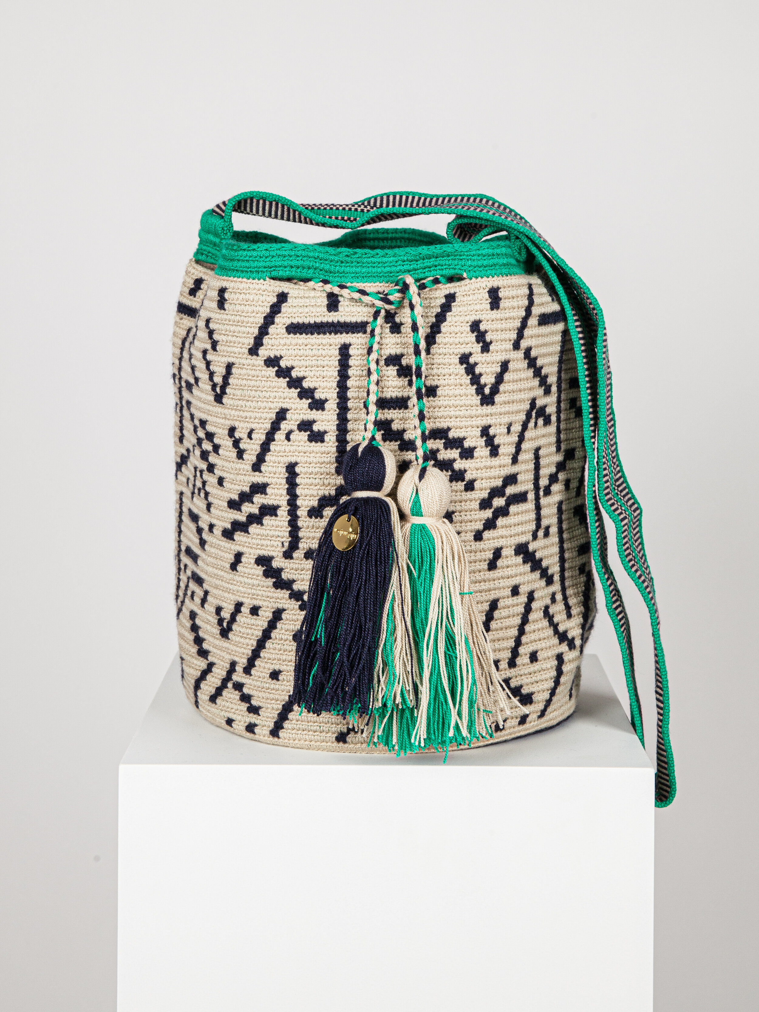 LARGE WAYUU PATTERNED BAG - AQUA GREEN 