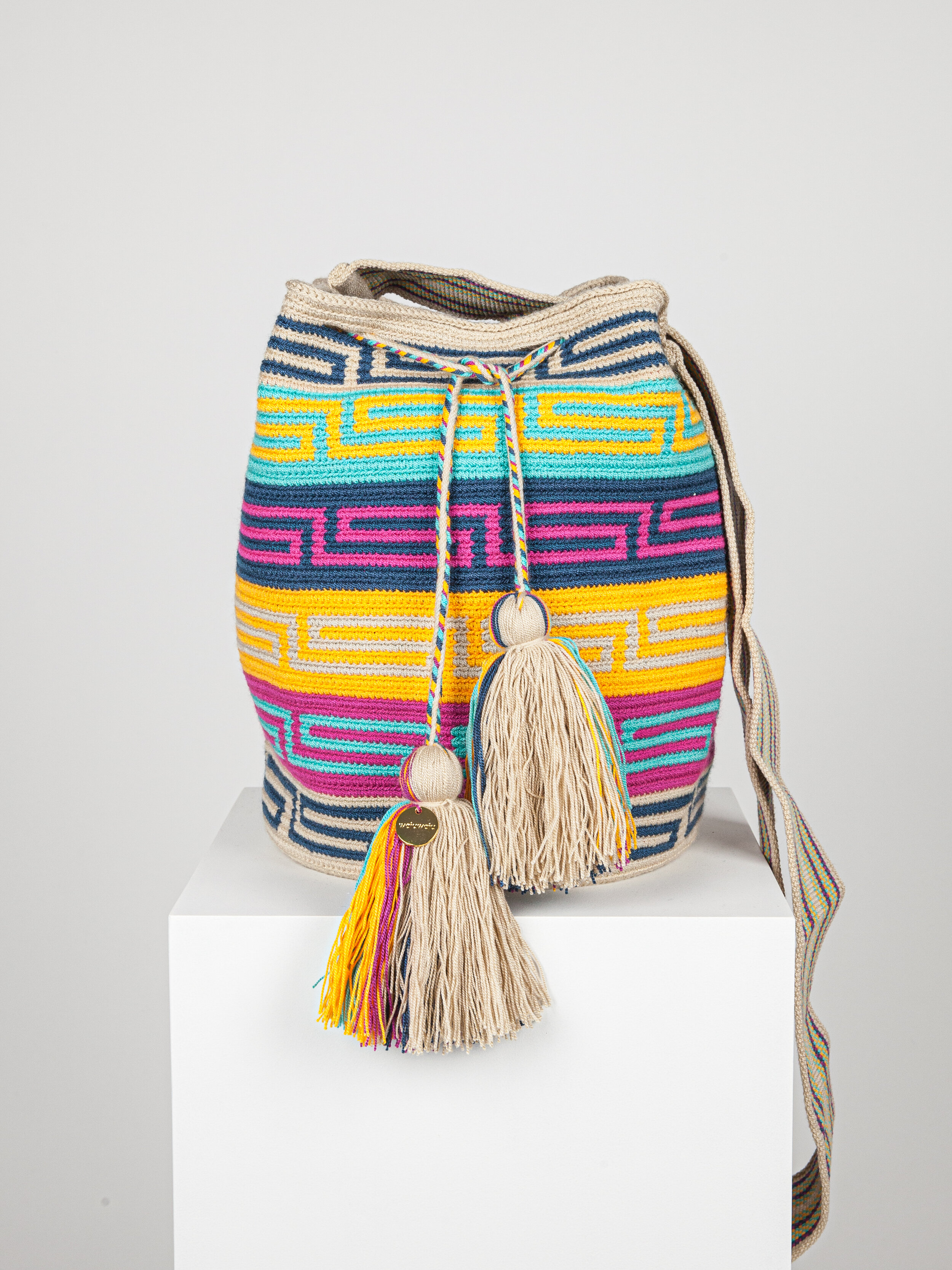 LARGE WAYUU PATTERNED BAG - TRI COLOUR 