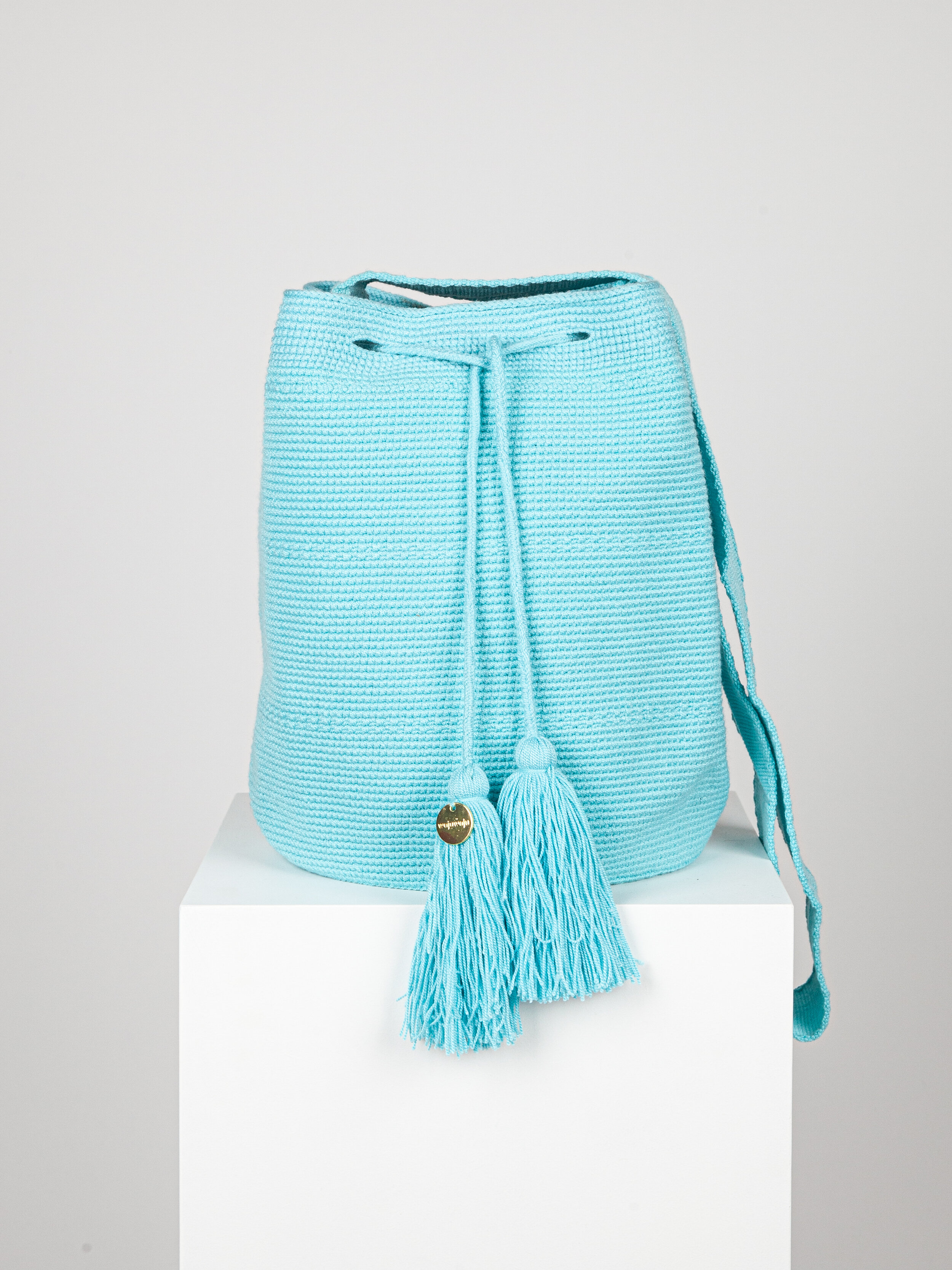 LARGE WAYUU UNI-COLOUR BAG - BABY BLUE