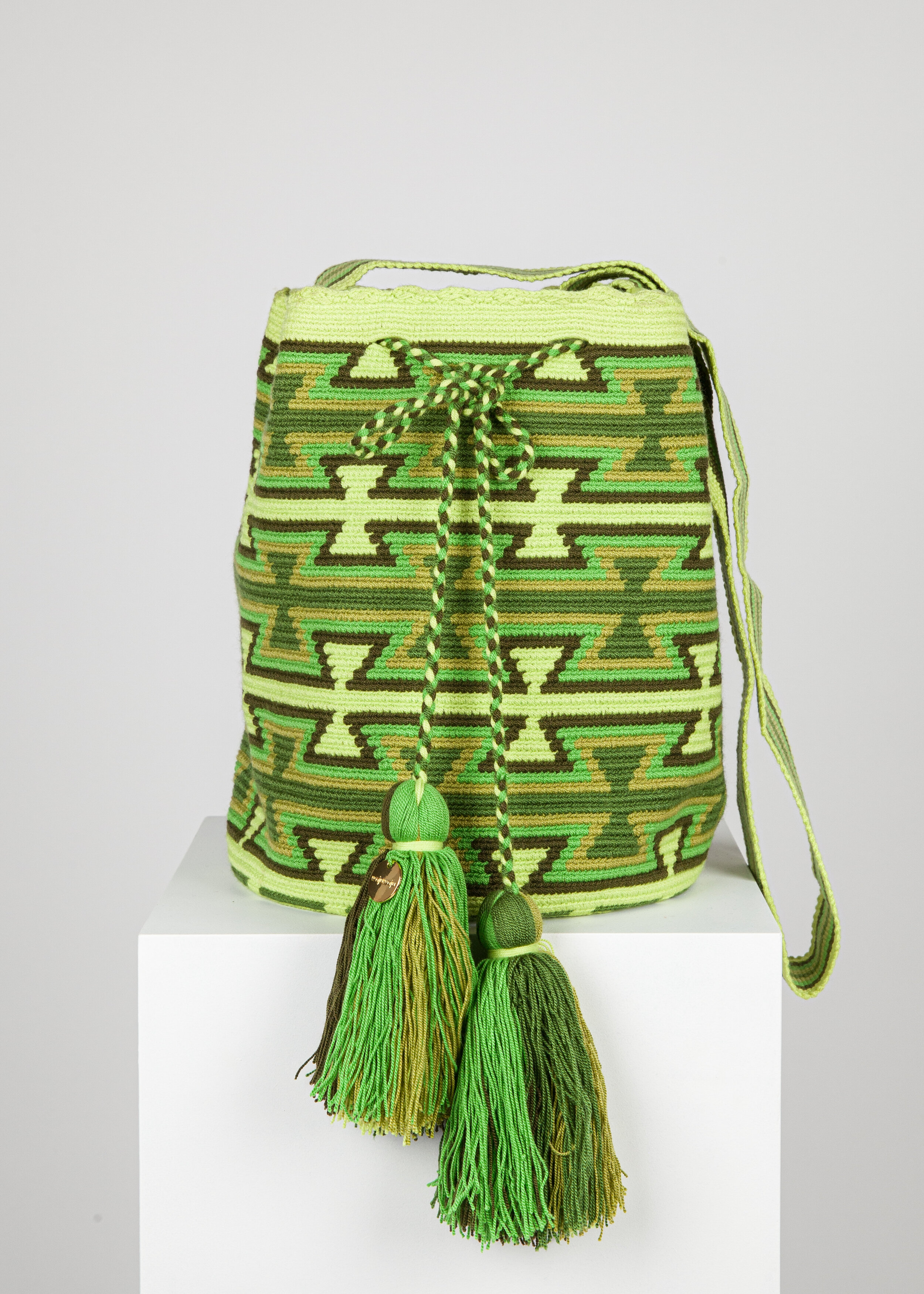 LARGE WAYUU PATTERNED BAG - GREEN 