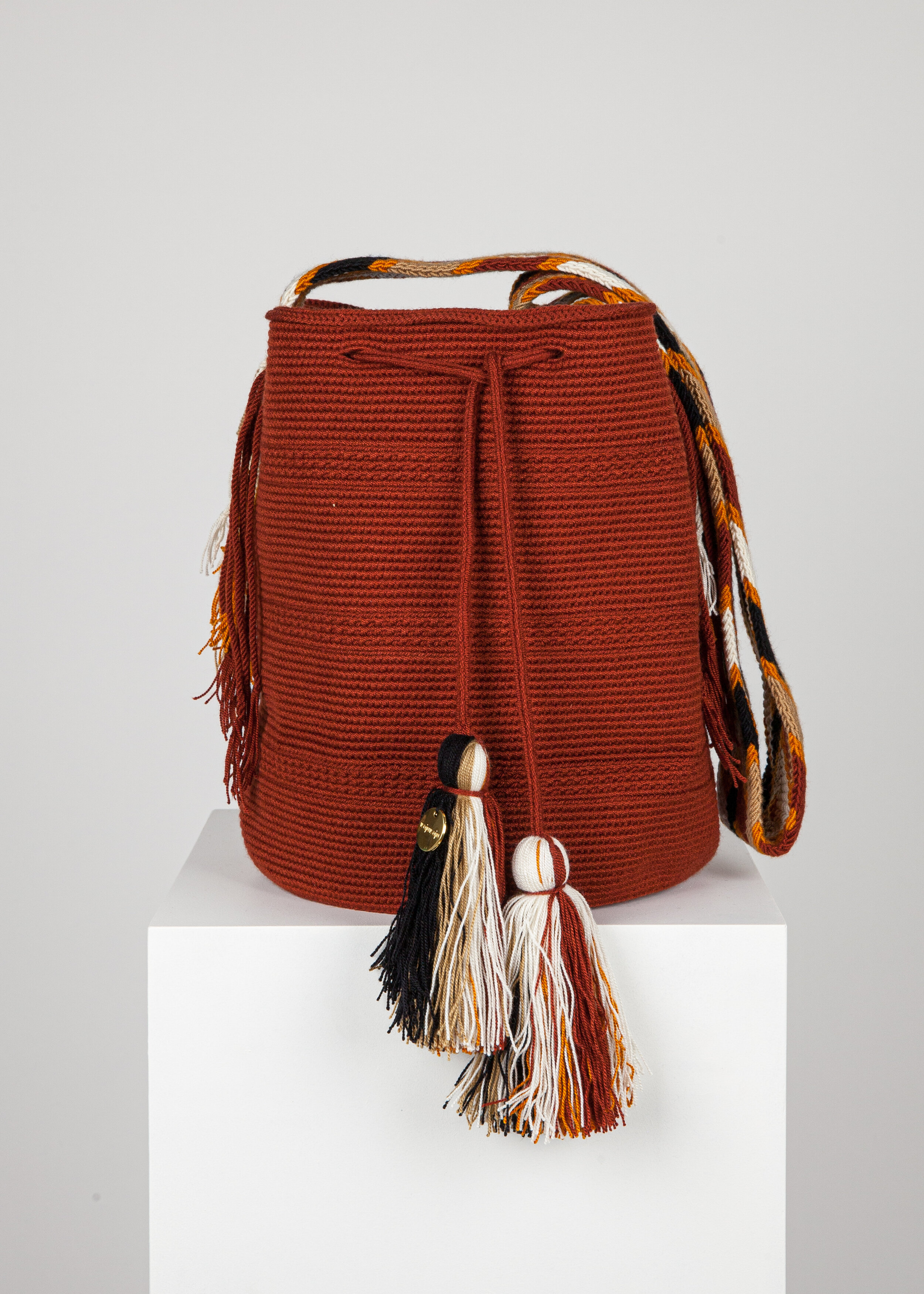 LARGE WAYUU UNI-COLOUR BAG - TERRACOTA