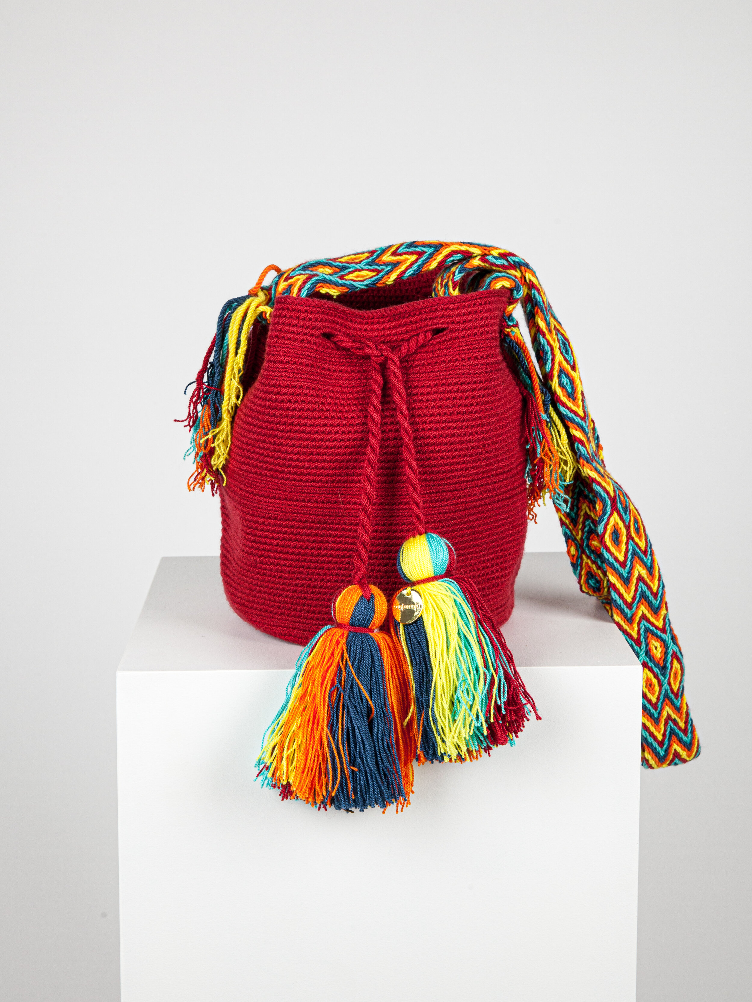 MEDIUM WAYUU UNI-COLOUR BAG - BURGUNDY