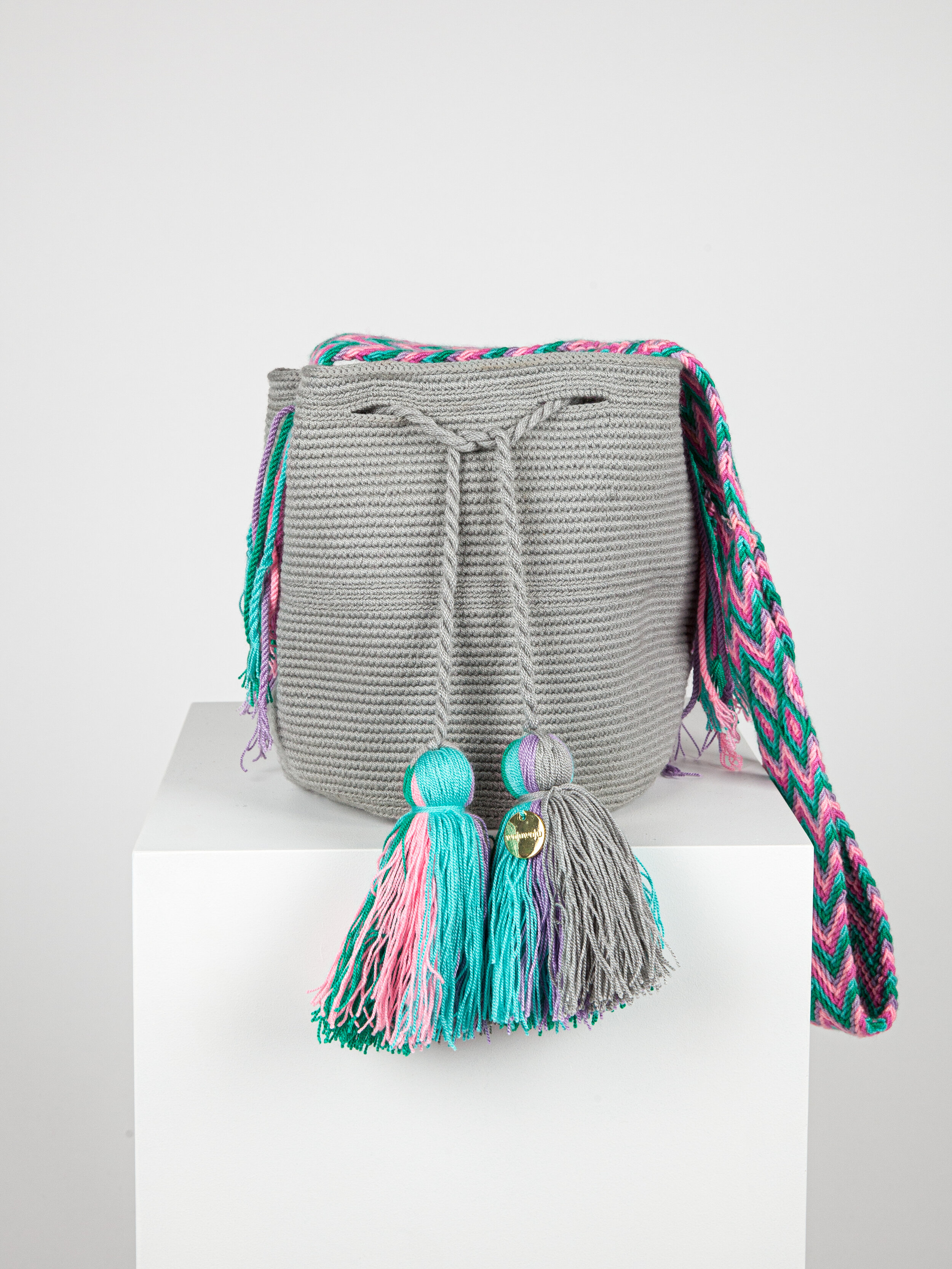 MEDIUM WAYUU UNI-COLOUR BAG - GREY/ BLUE TASSLE 