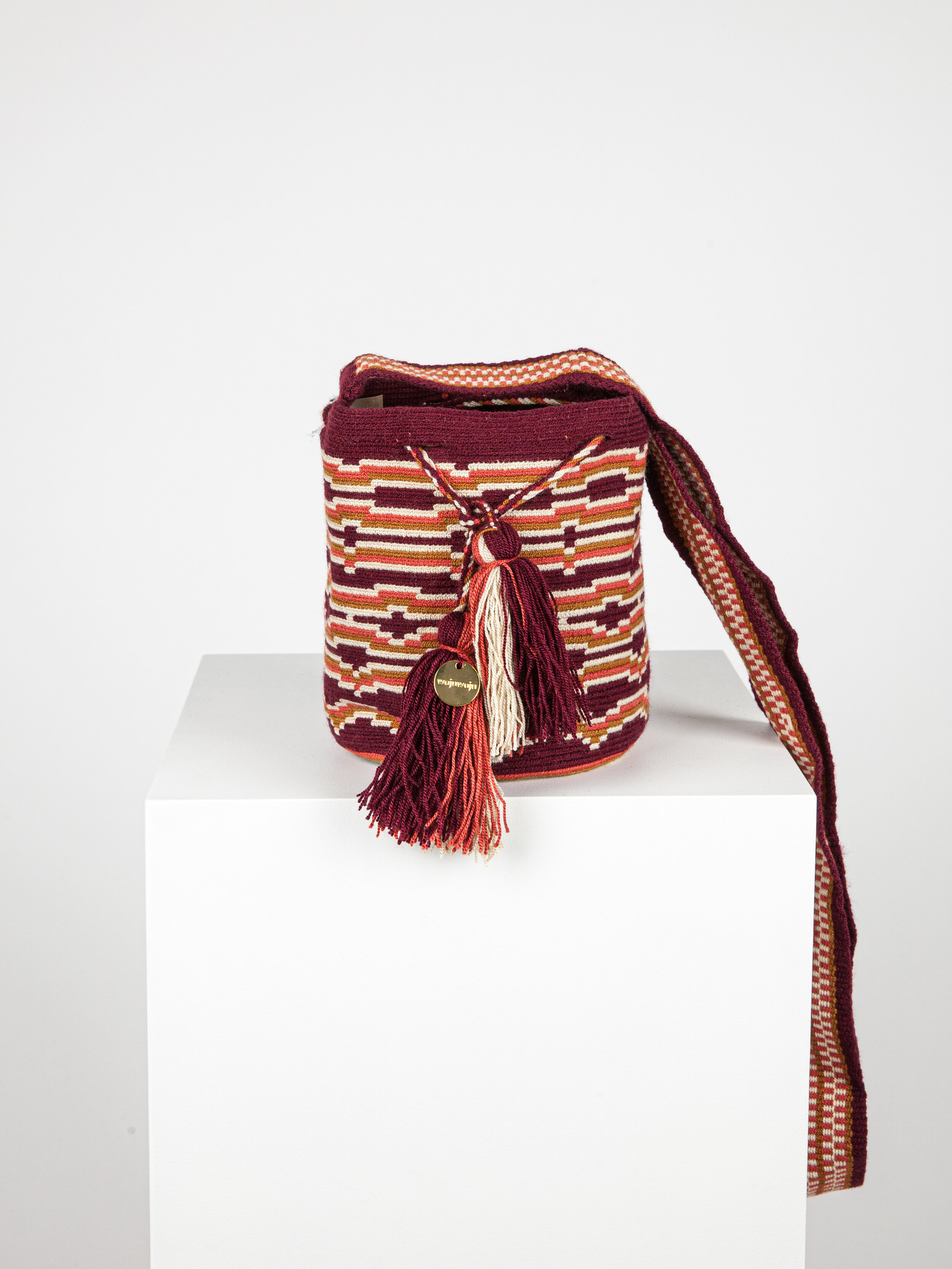 SMALL WAYUU PATTERNED BAG - RED