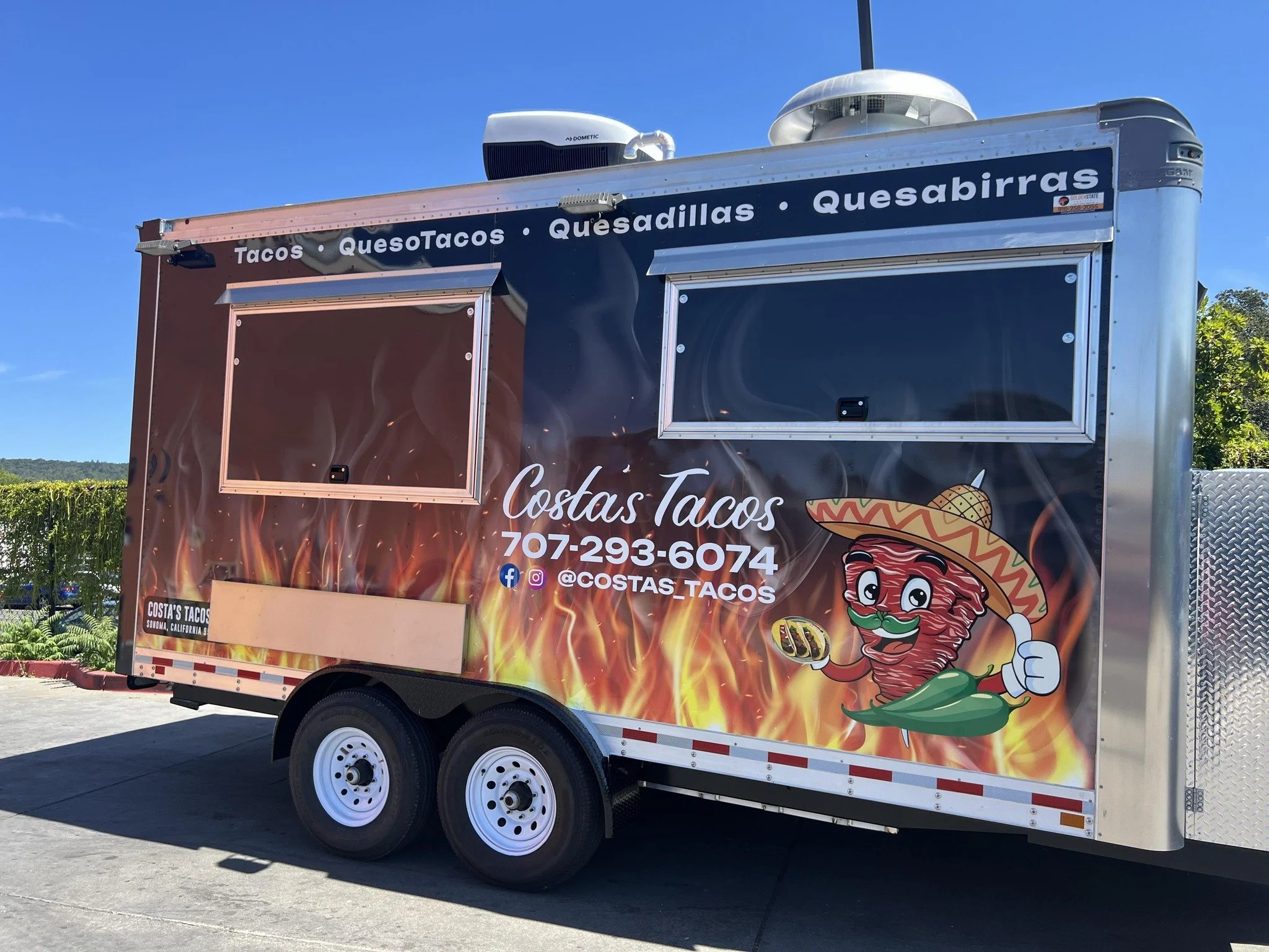 Costas Tacos.jpg