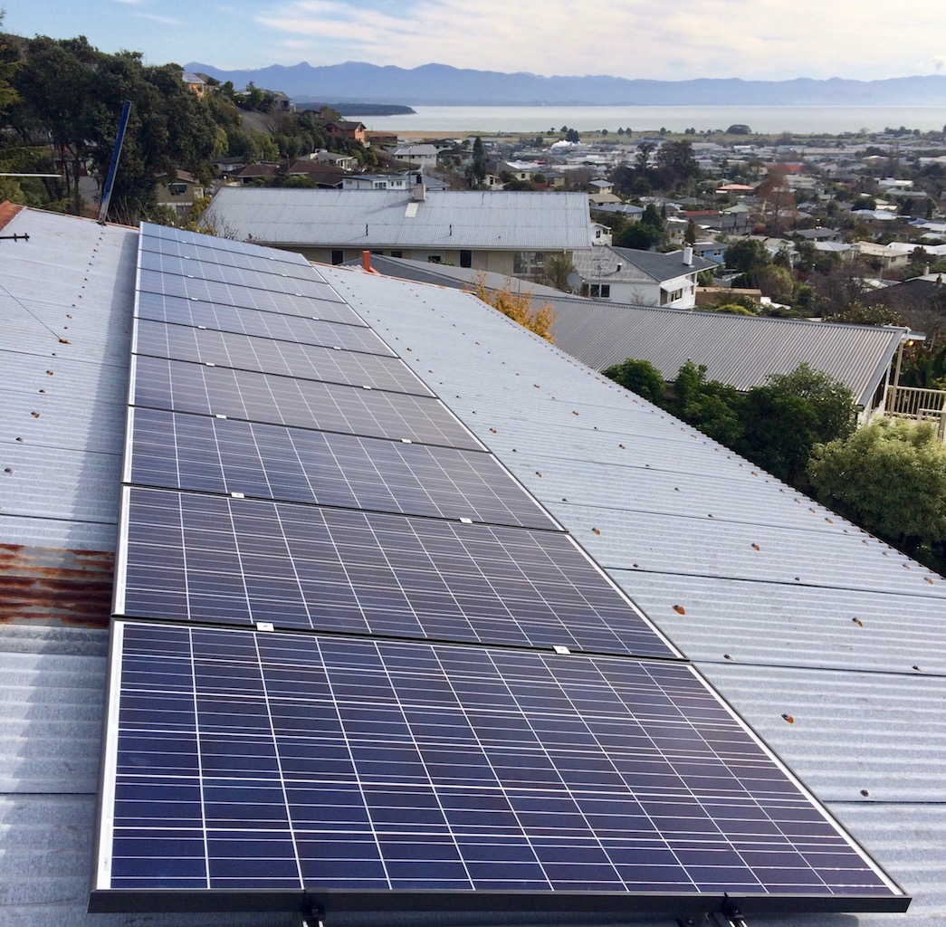 Verdonk - Finished array on roof.jpg