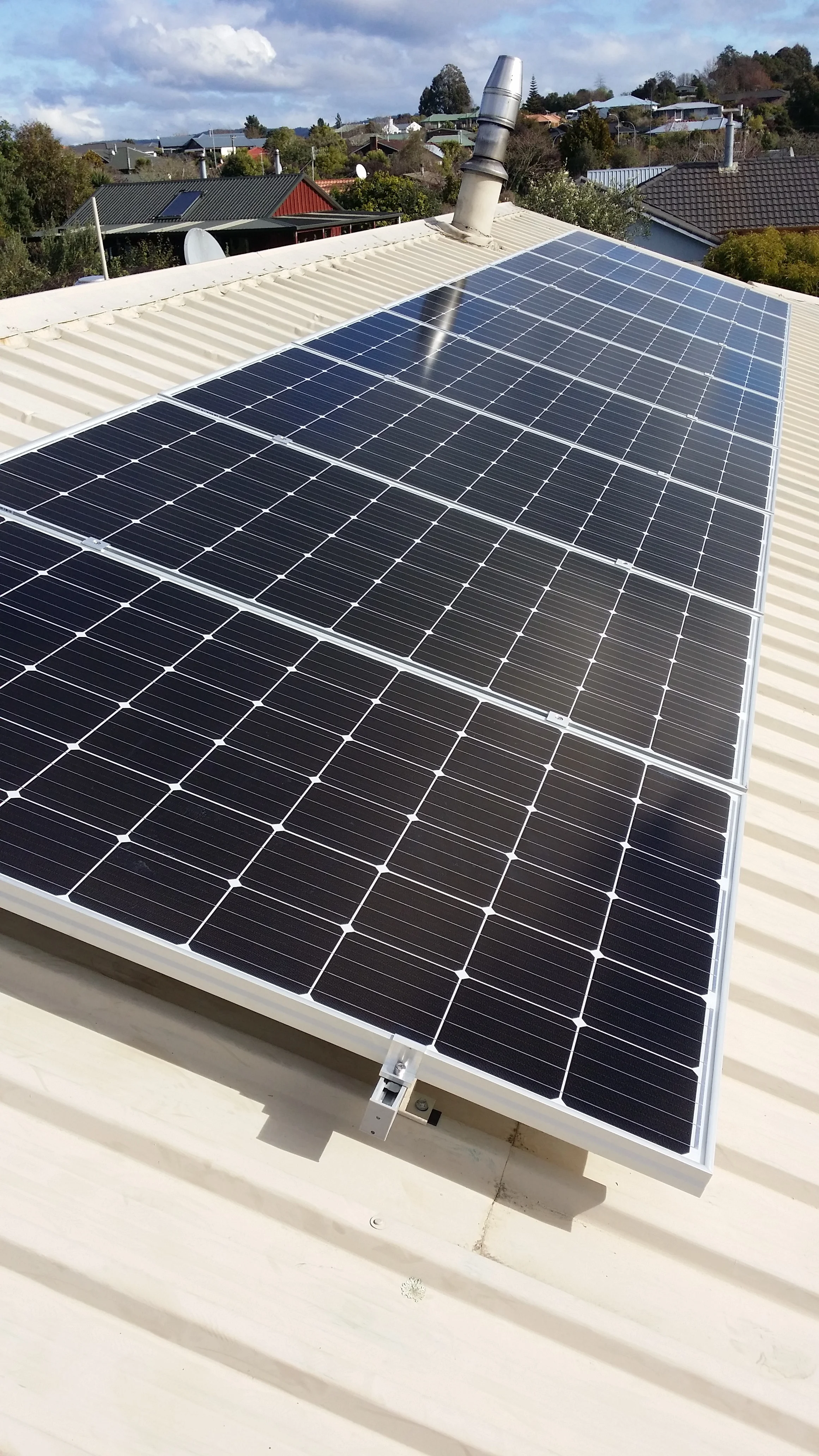 Finished array on roof.jpg