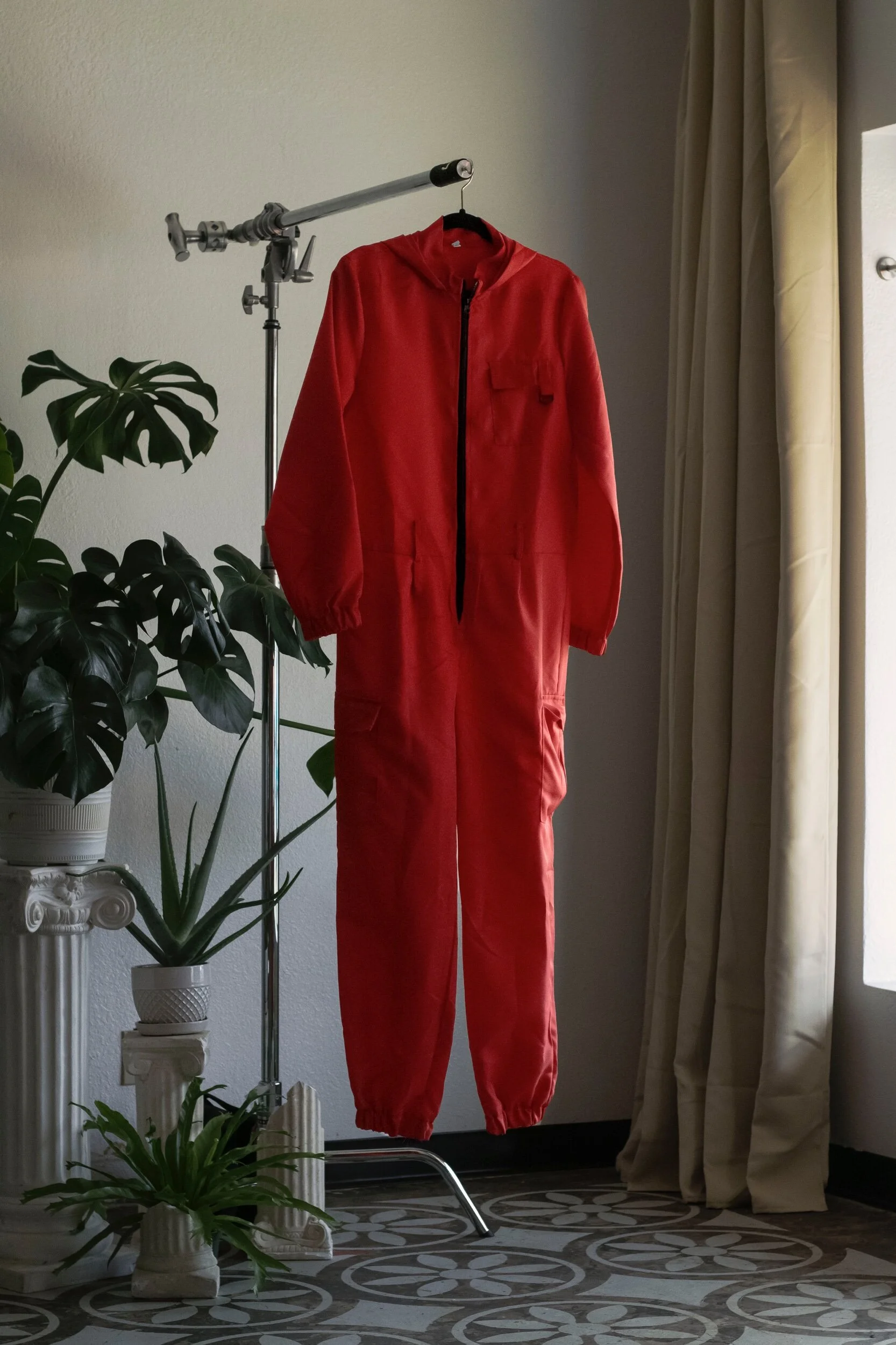 93C44837-4DD2-446B-AE8B-C9563D2C9E49