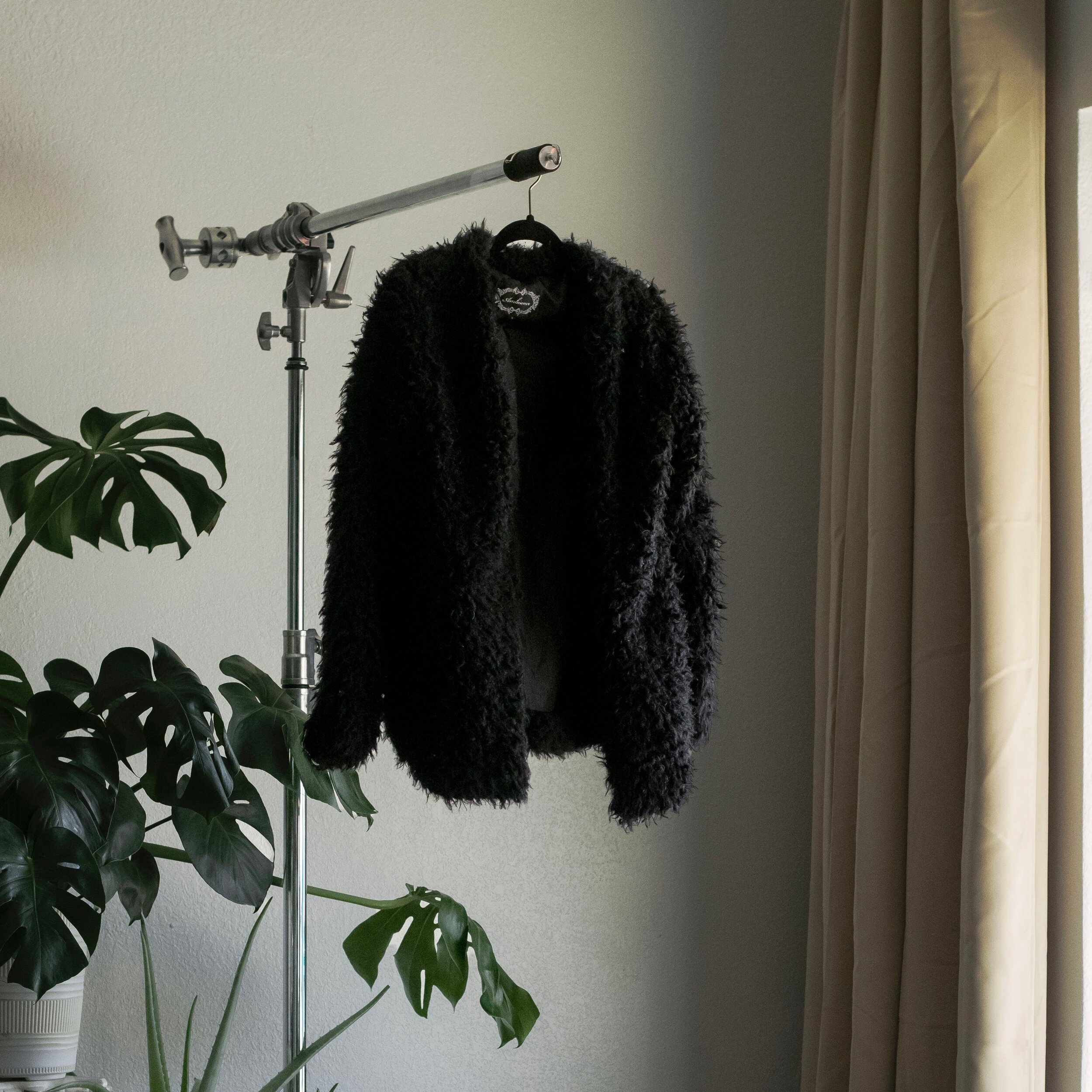 9A8775C1-0FEA-4E4B-9D95-F0E1643AE4B7