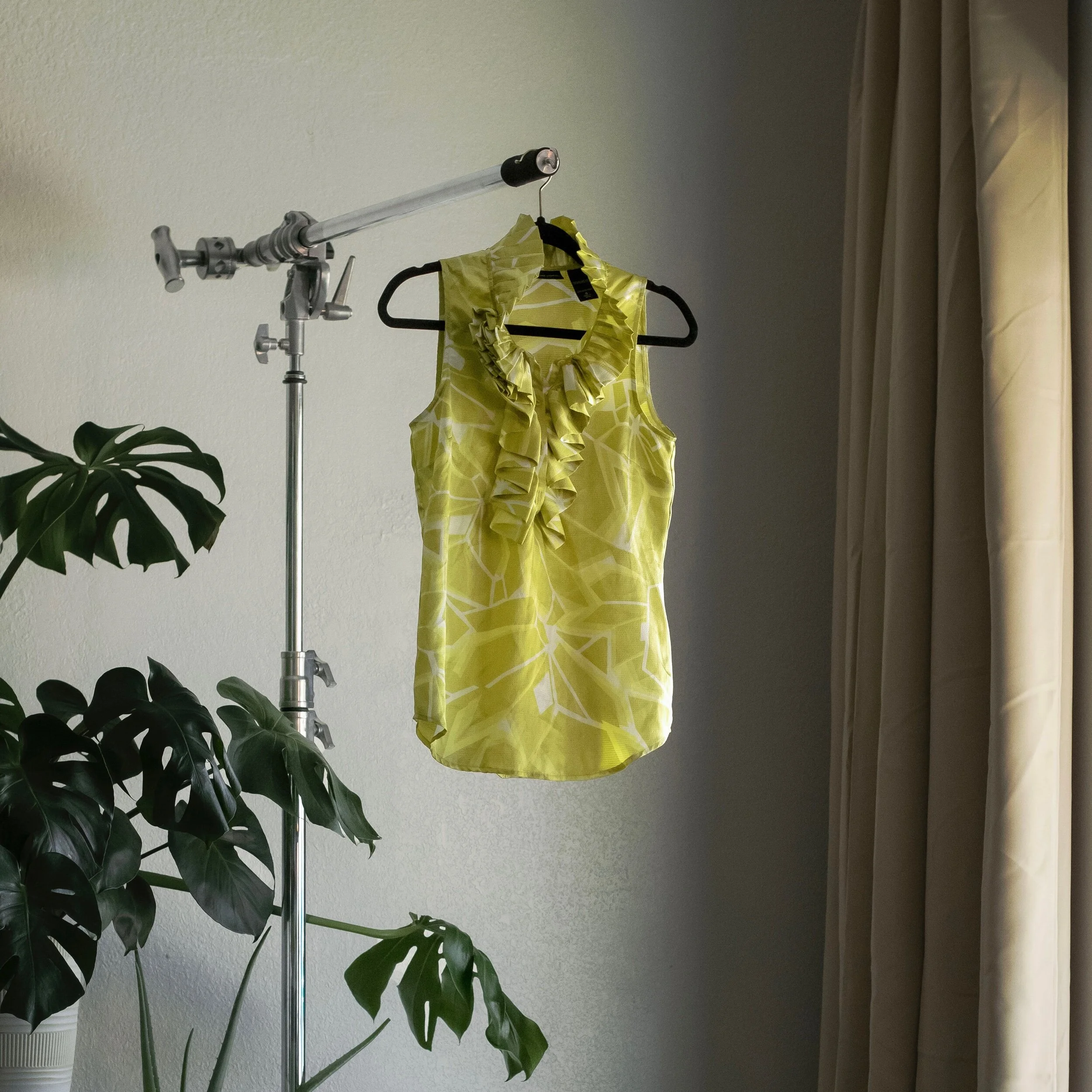 C6889B58-2849-49F4-A97A-ECF28D4745ED