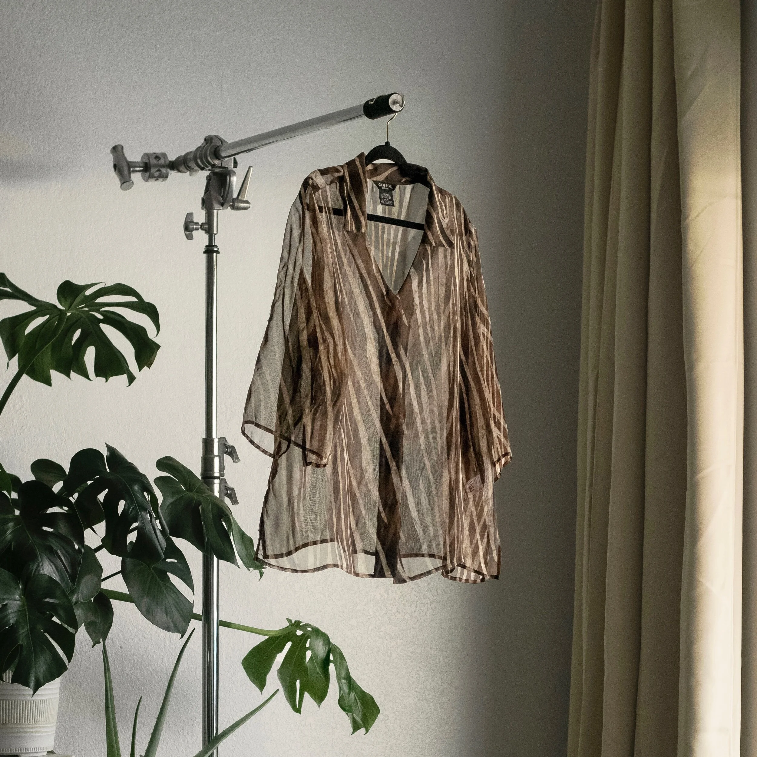 9092C31F-0E5C-4946-AFAD-638FF8900D58