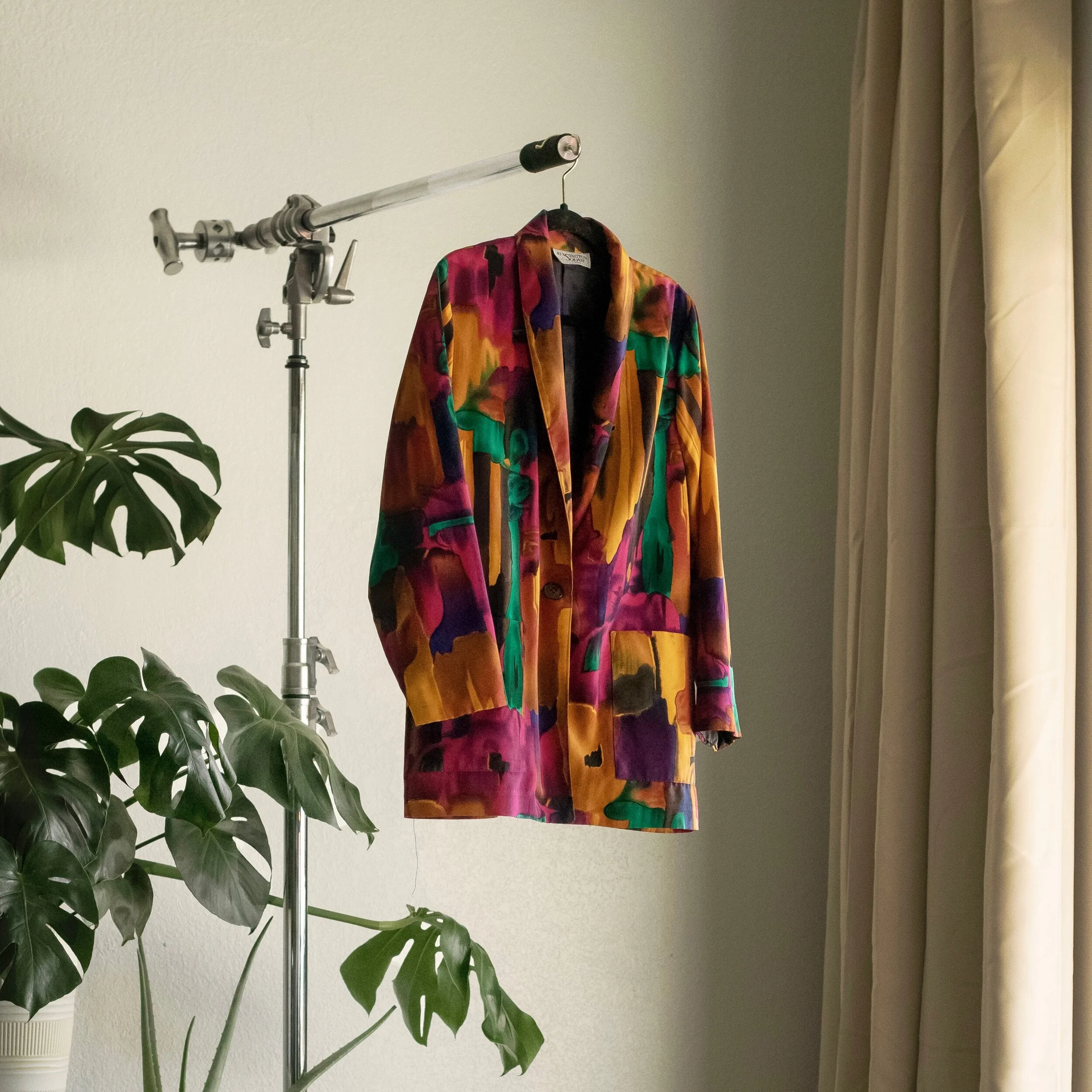 C47BB9A2-377E-48CE-97CC-415A2FA64A0D