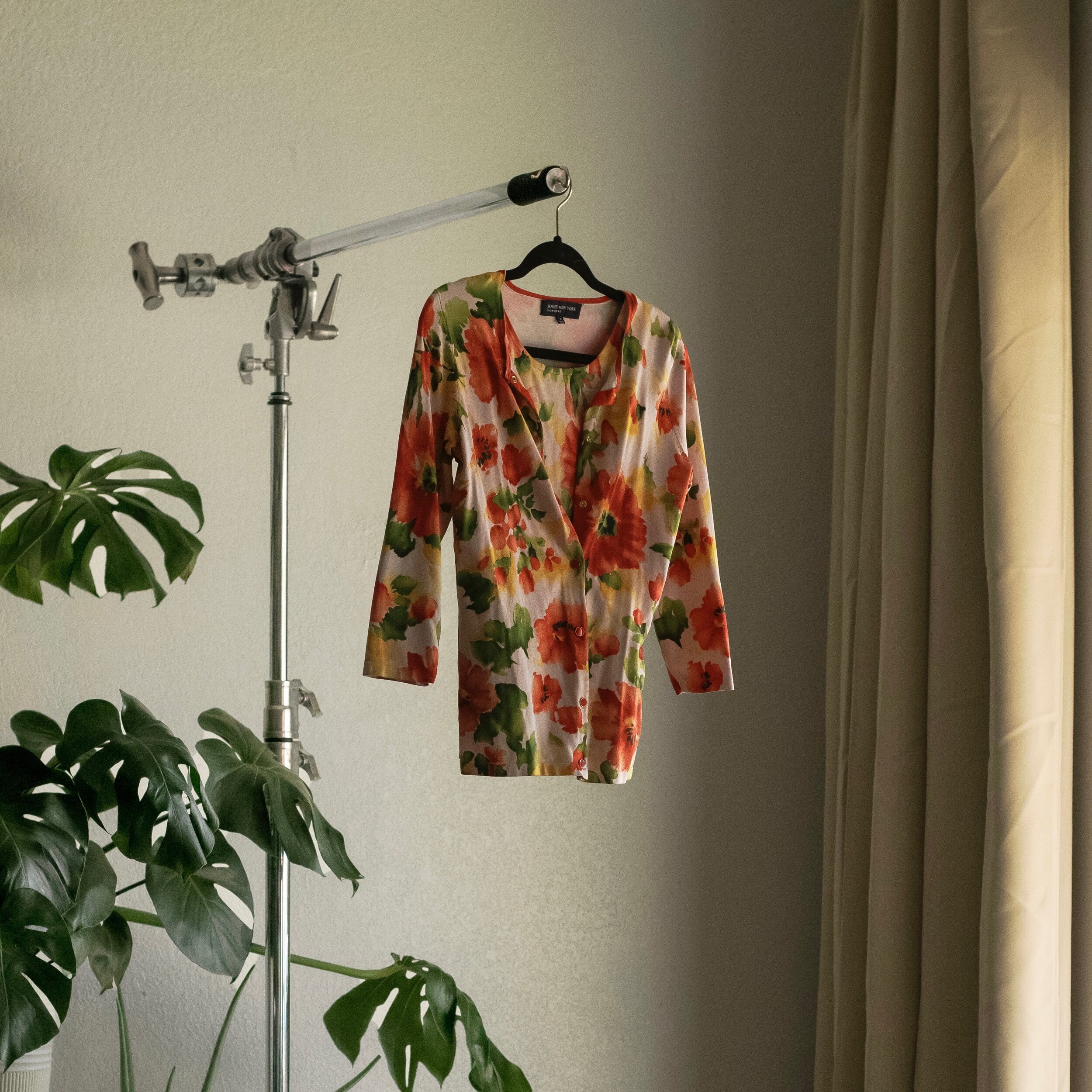 EFA929B1-B016-4B9A-8C93-419063A03C8A