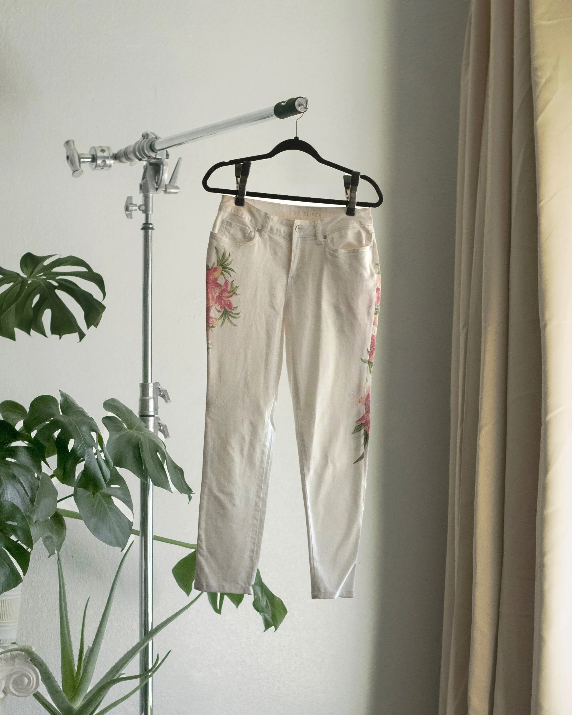 7391BFDB-4F48-4C09-AFFB-65F8A79C7489