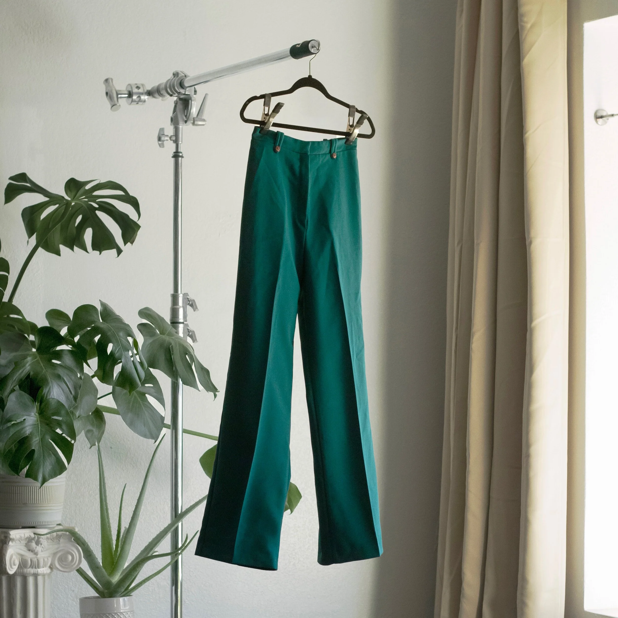 E9B10F73-721B-4EEB-83E2-6561002C1235