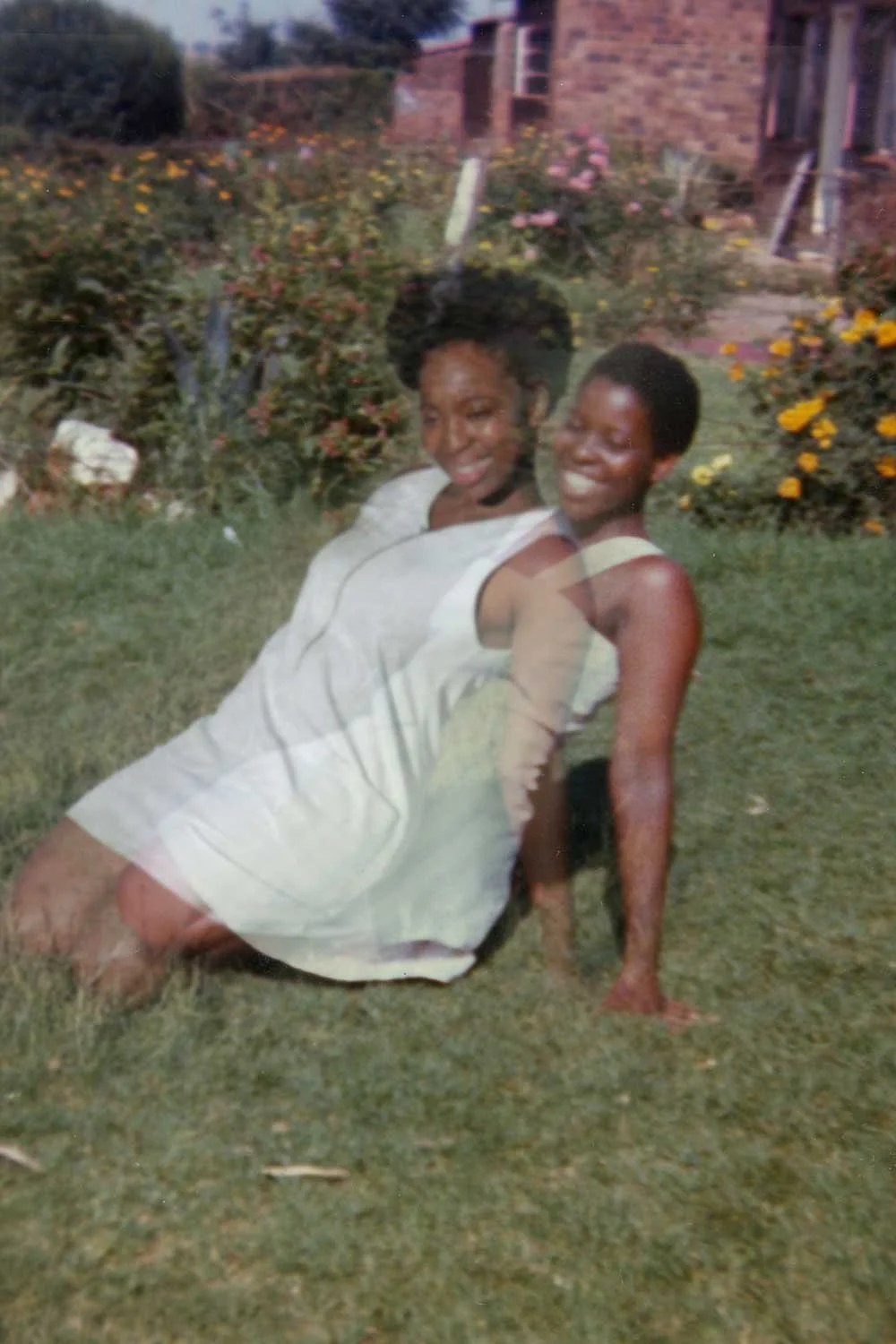 Traveling Group Exhibition. The Power of My Hands – Afrique(s) artistes femmes