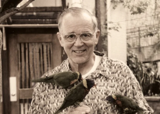 IN_MEMORIAM_sterling_walter.jpg