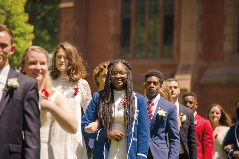SPS_Grad_3Jun18476248_.jpg