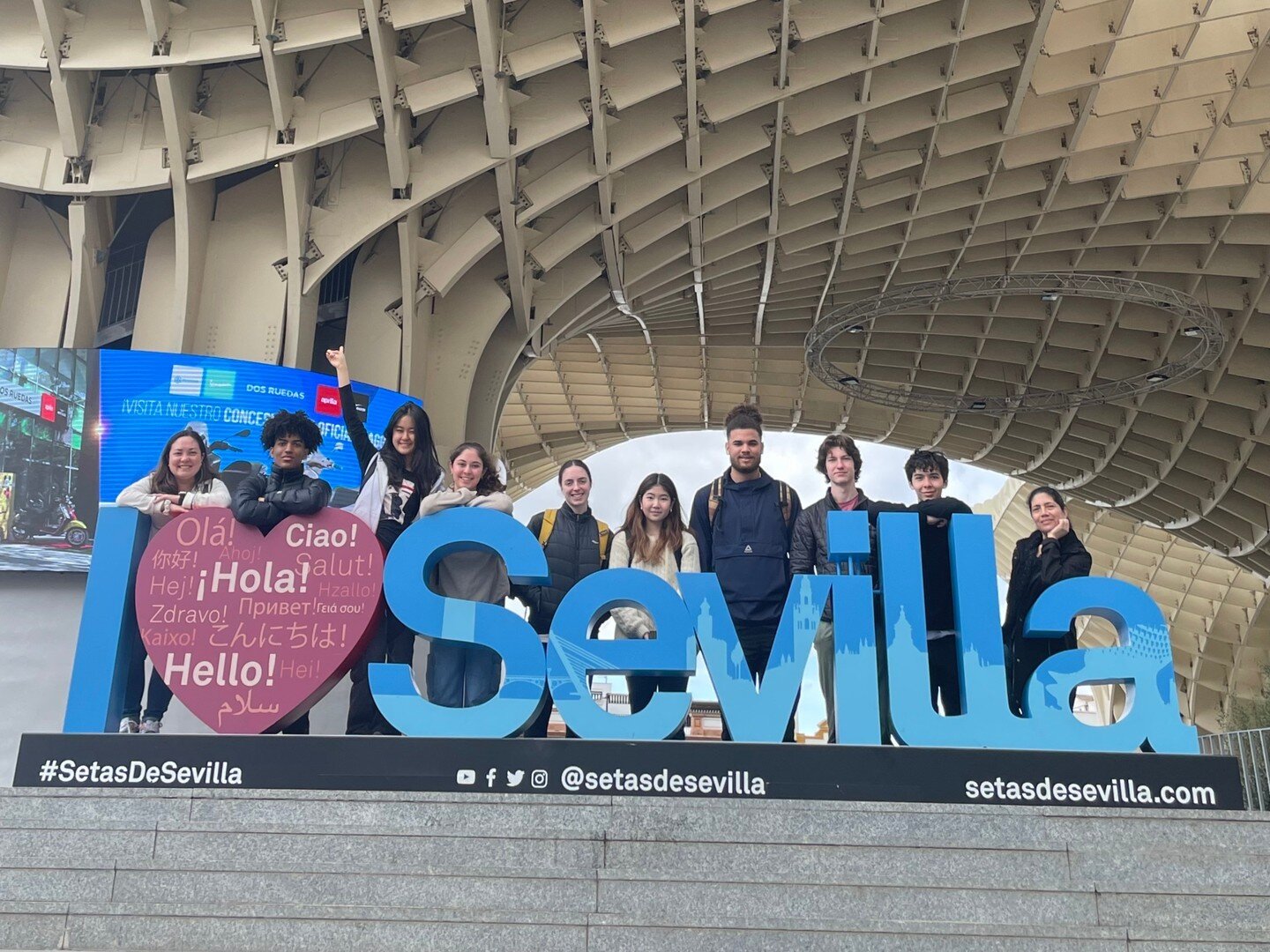 Students in our Spanish program are spending their Spring Vacation in the Iberian sun, exploring historic sites and putting their language skills to use on a School-chaperoned trip. On the other side of the world, students in our Chinese program are 