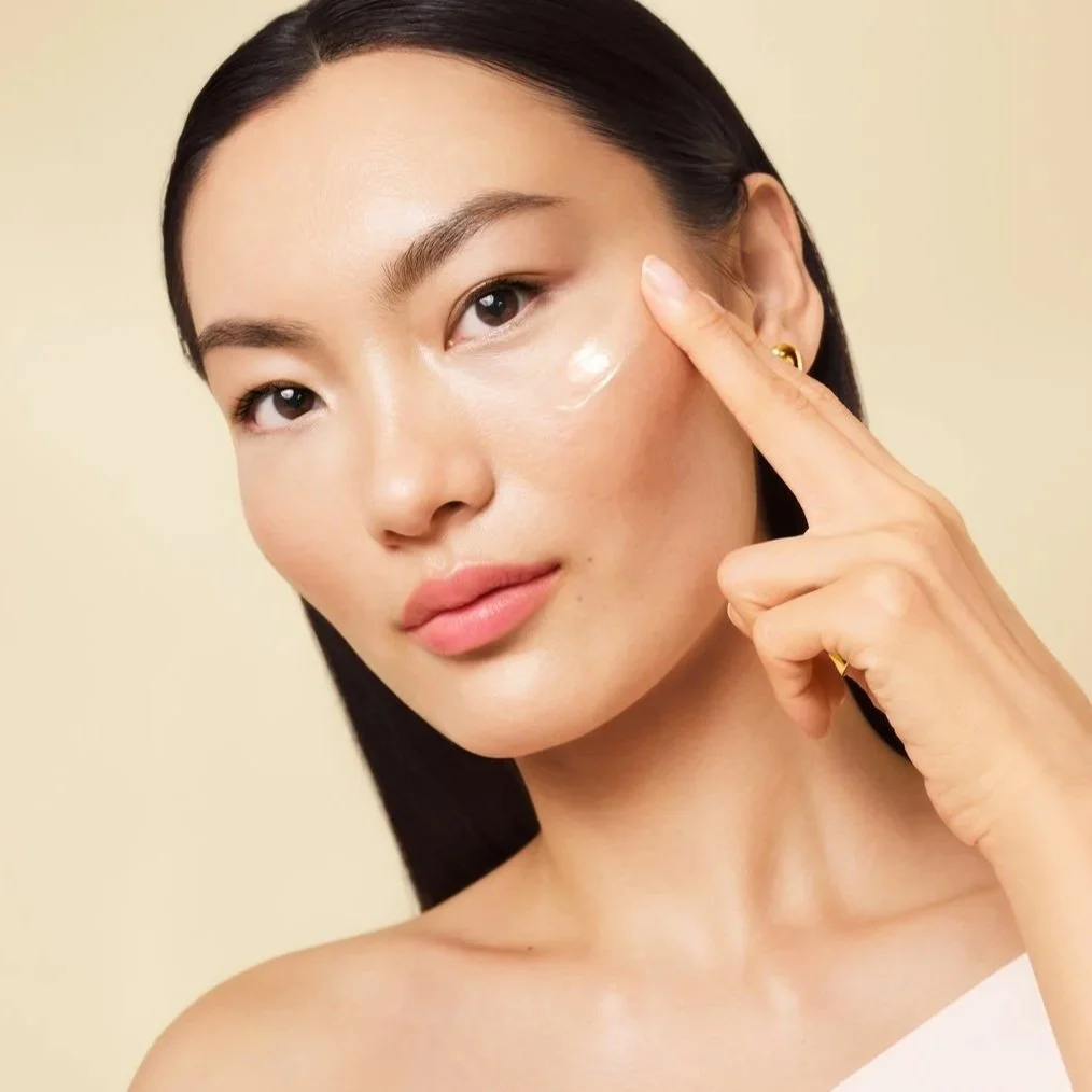 Elizabetharden_ShanLi_Application_Face-Serum_2_067_V3B_FINAL_150RGB.jpg