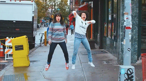 broad-city-dancing.gif
