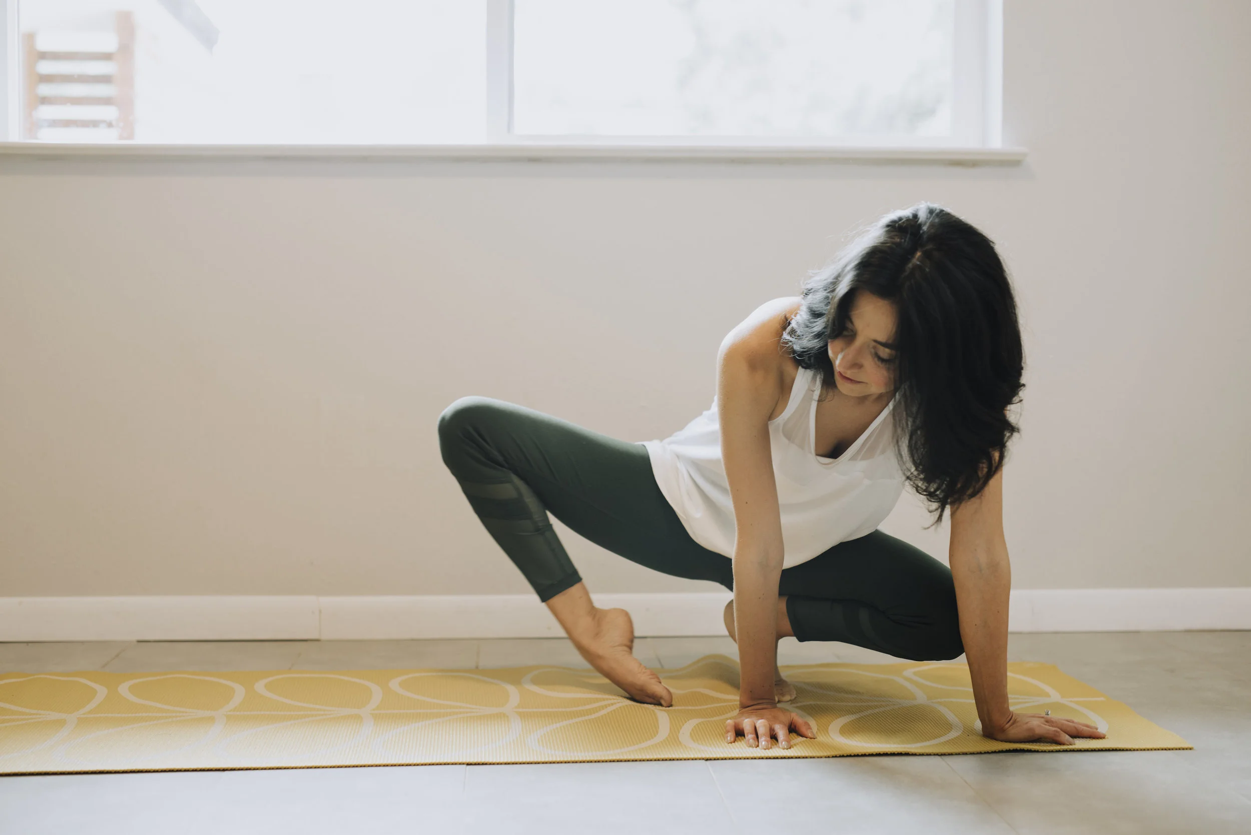 Hiveyoga-7 (1).jpg