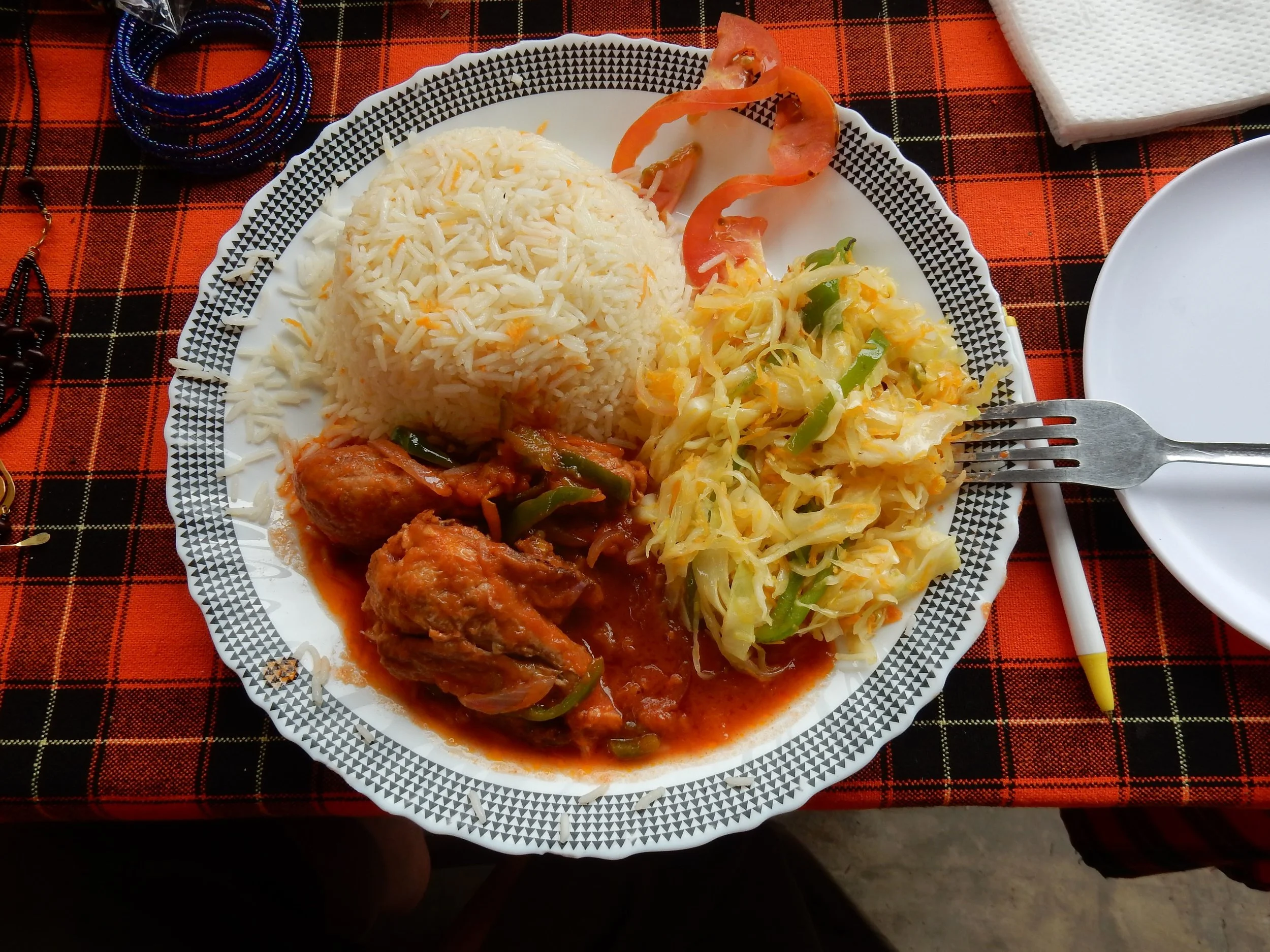  A cafe to be an oasis for tourists traveling in and out of the Maasai Mara Park. Refreshments, snacks and traditional meals will be offered. 