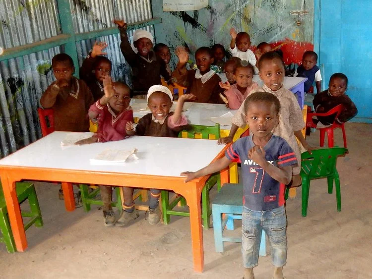 g+15+10-08+classroom+at+sidp+at+maai+mahiu+webs.jpg