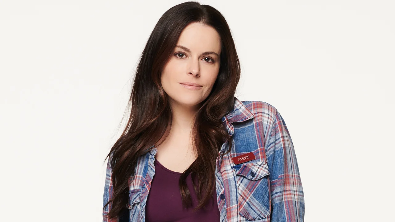 Emily Hampshire-Schitt's Creek